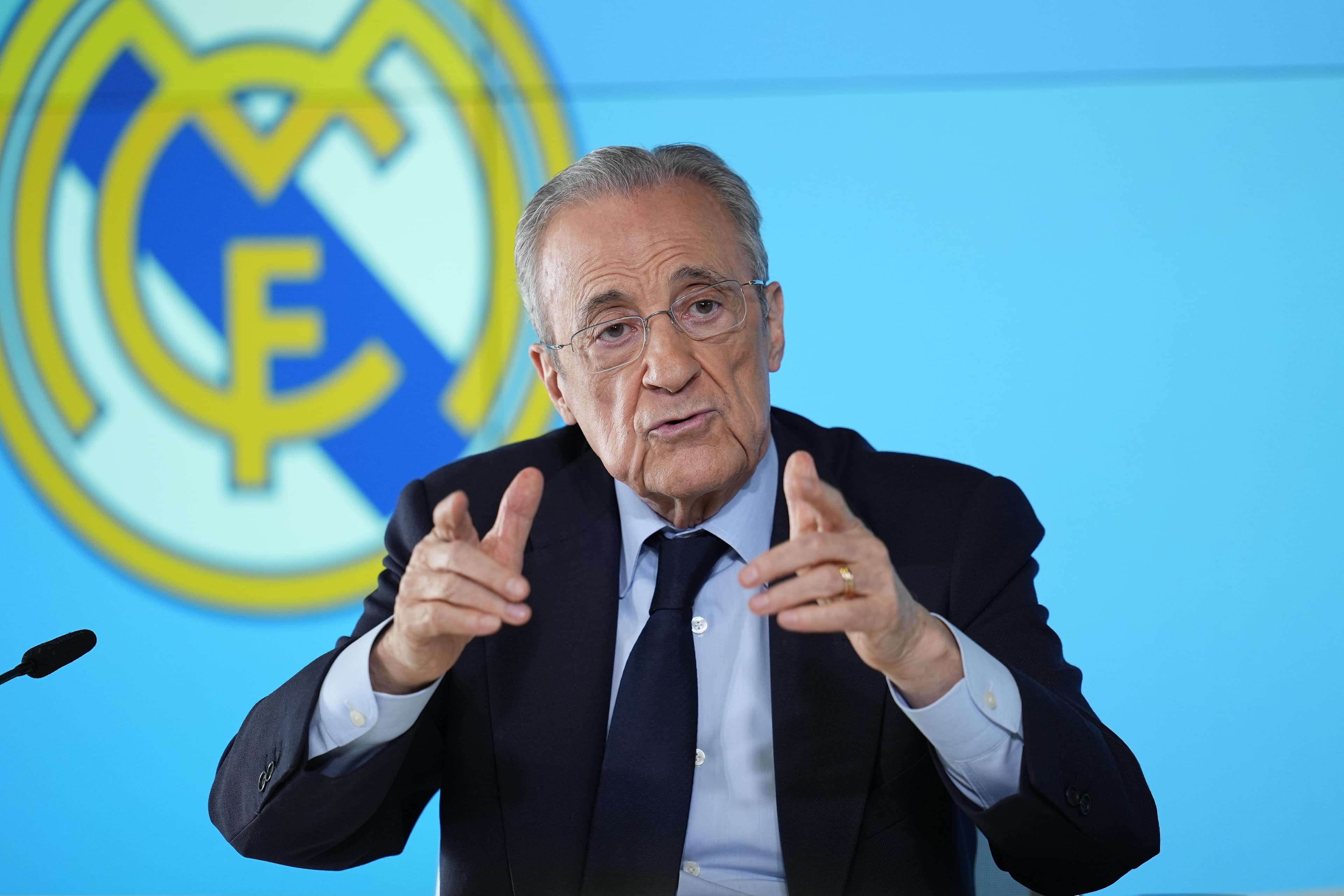 Spanish referees issue complaint against Florentino Perez after Barcelona title jibe