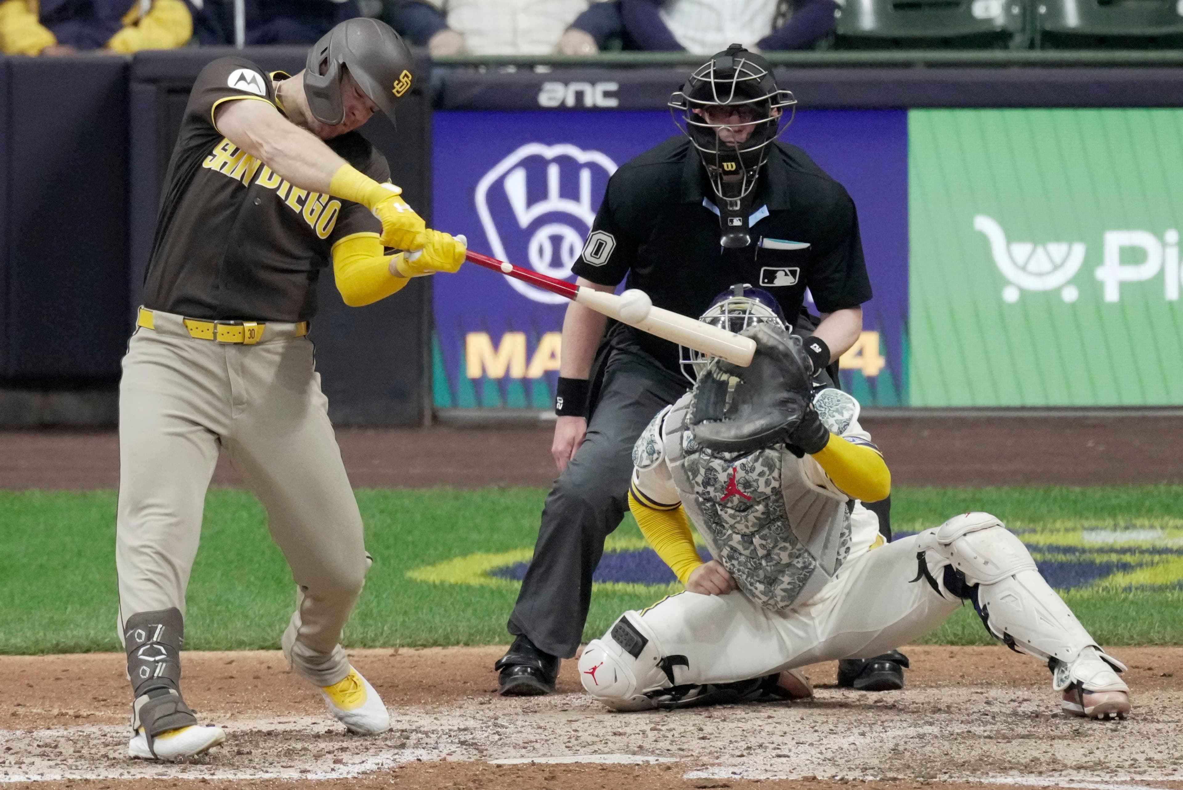 Padres Stun Brewers, Roll To Series Lead