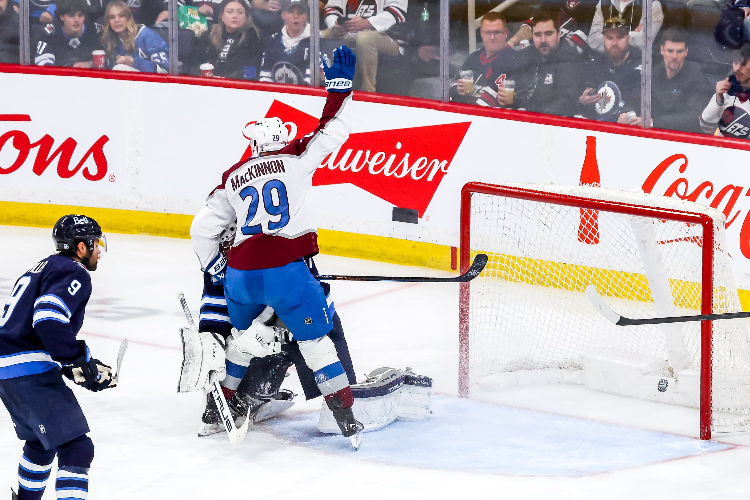 Open Thread: Winnipeg Jets @ Colorado Avalanche (5:00 P.M.)