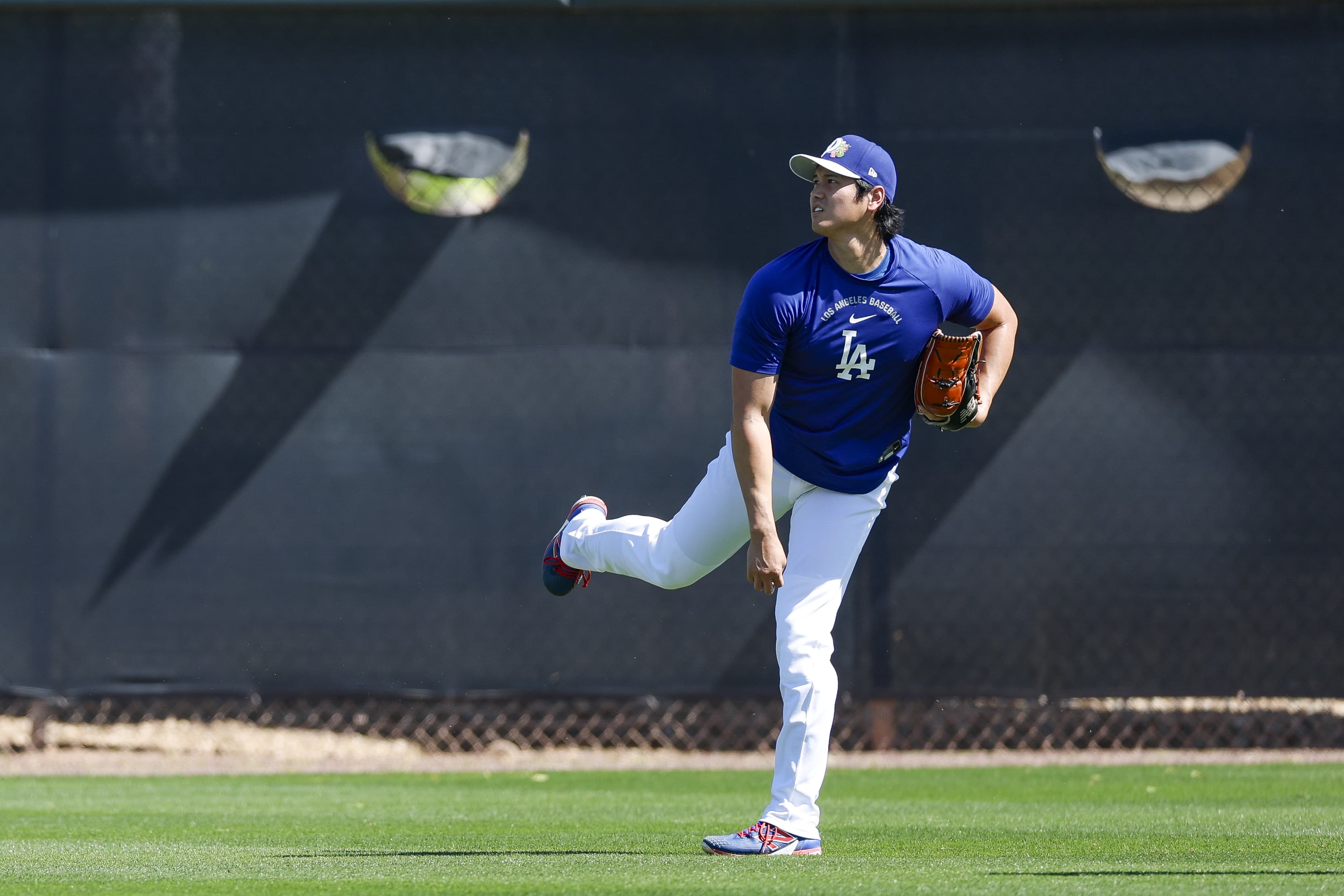 Dodgers vs Giants: Lock Up Your Seats for an Epic Series in LA!