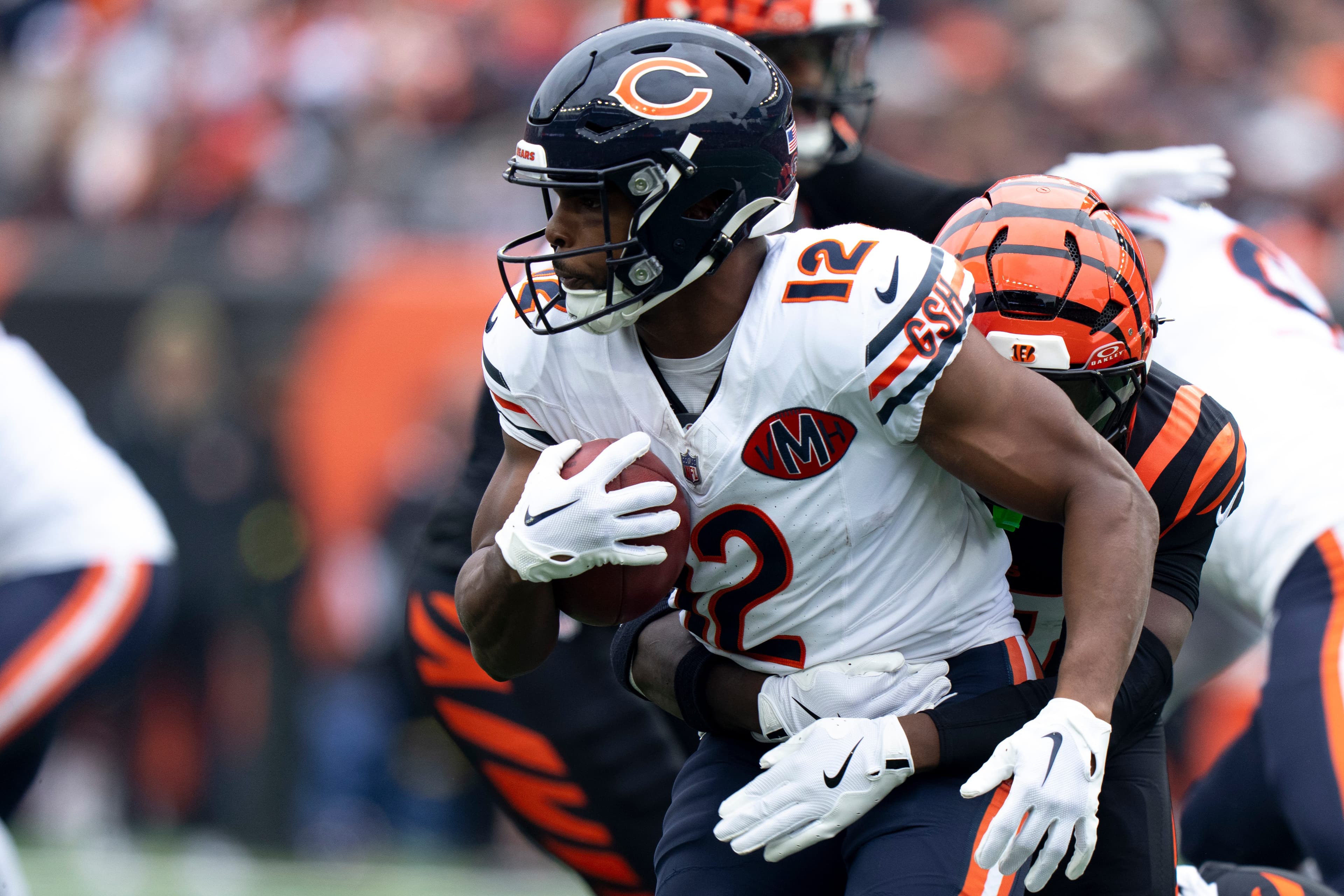 Arizona Cardinals officially sign Devin Duvernay, add tight end in free agency