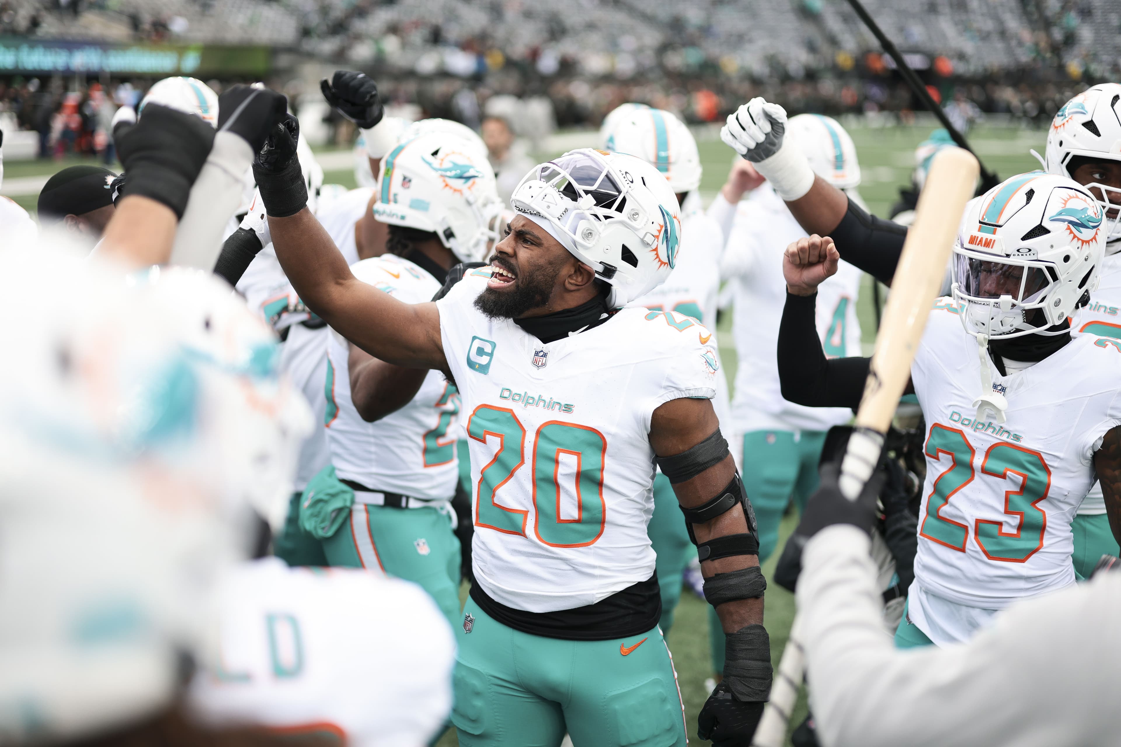 Miami Dolphins Fans Share Their Thoughts On The Possible Trade Of Jordyn Brooks