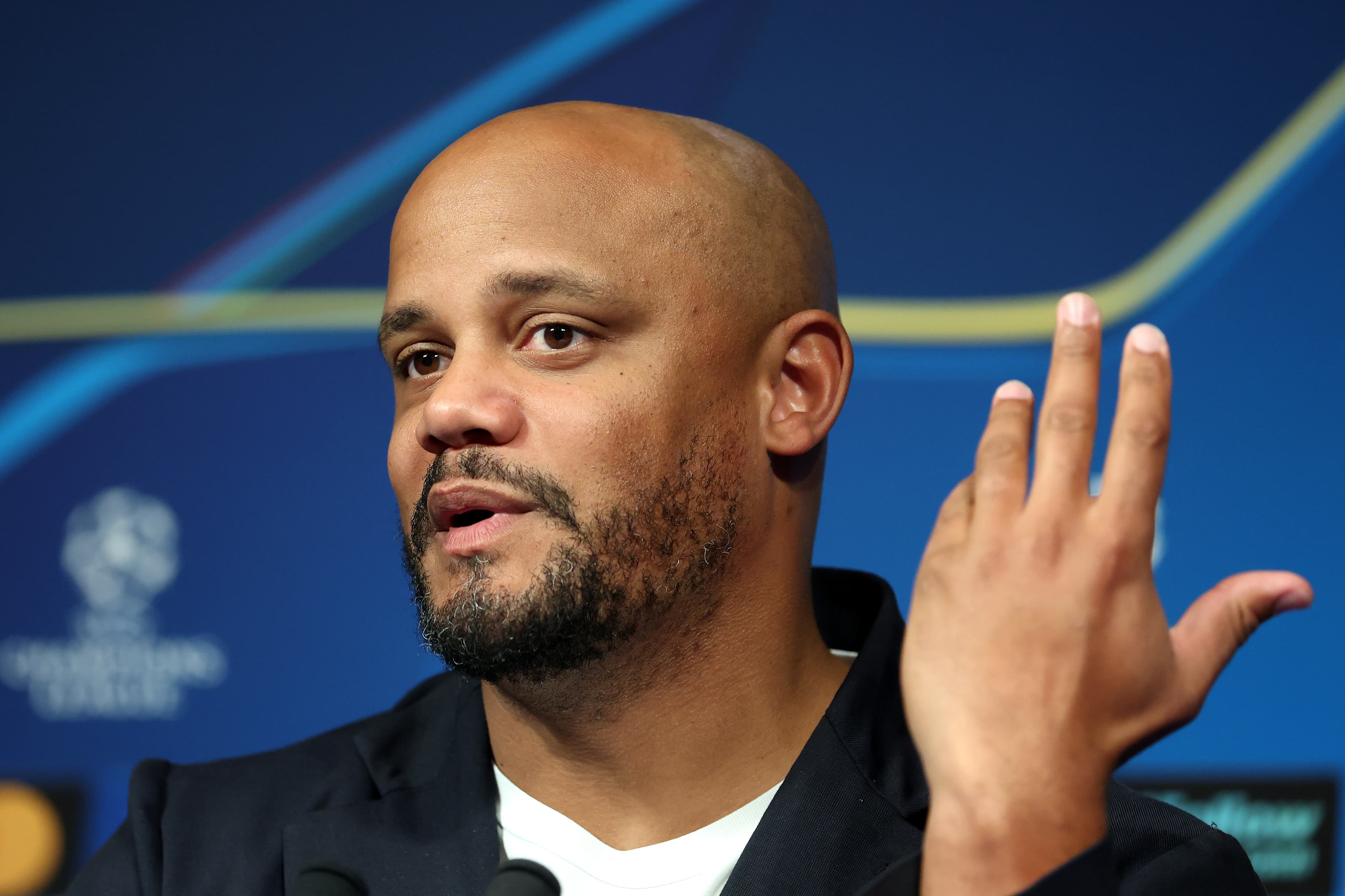 Bayern Munich’s Vincent Kompany reveals he had a talk with Paris Saint-Germain’s Luis Enrique about coaching