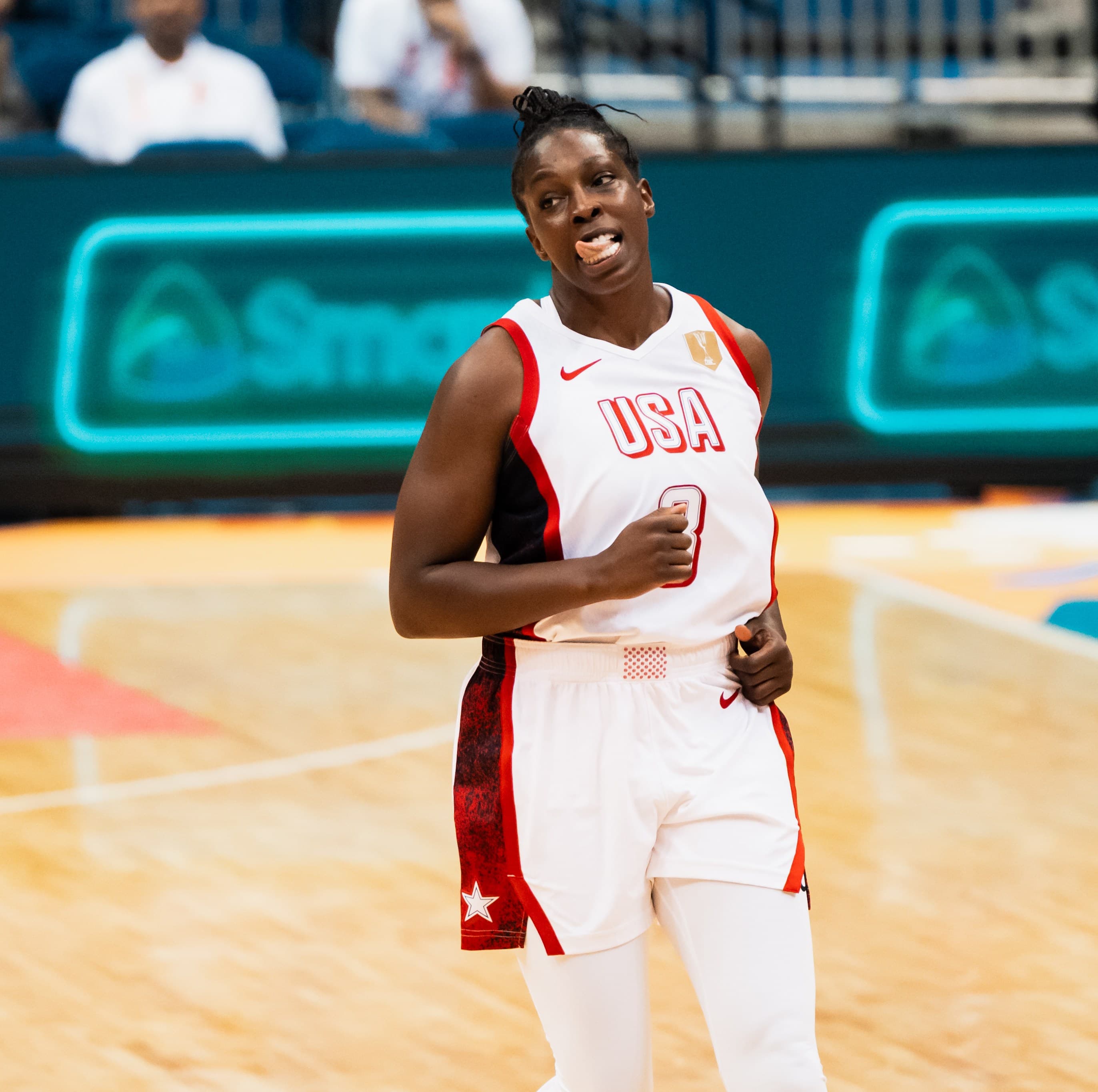 USA Takes Lead in World Cup with Exceptional Defensive Show, 3-0