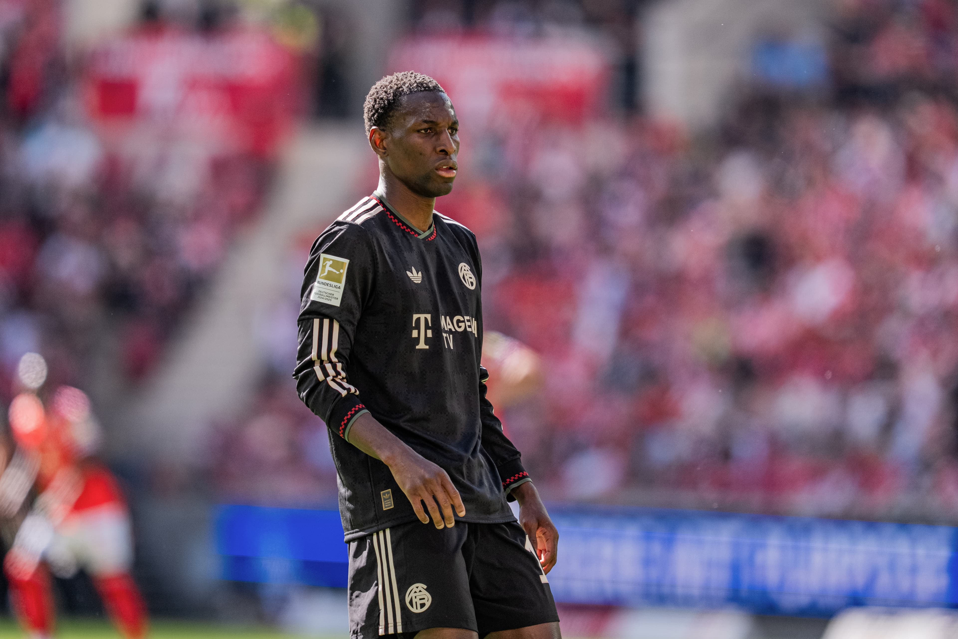 Report: Juventus and AC Milan keeping tabs on Bayern Munich Nicolas Jackson
