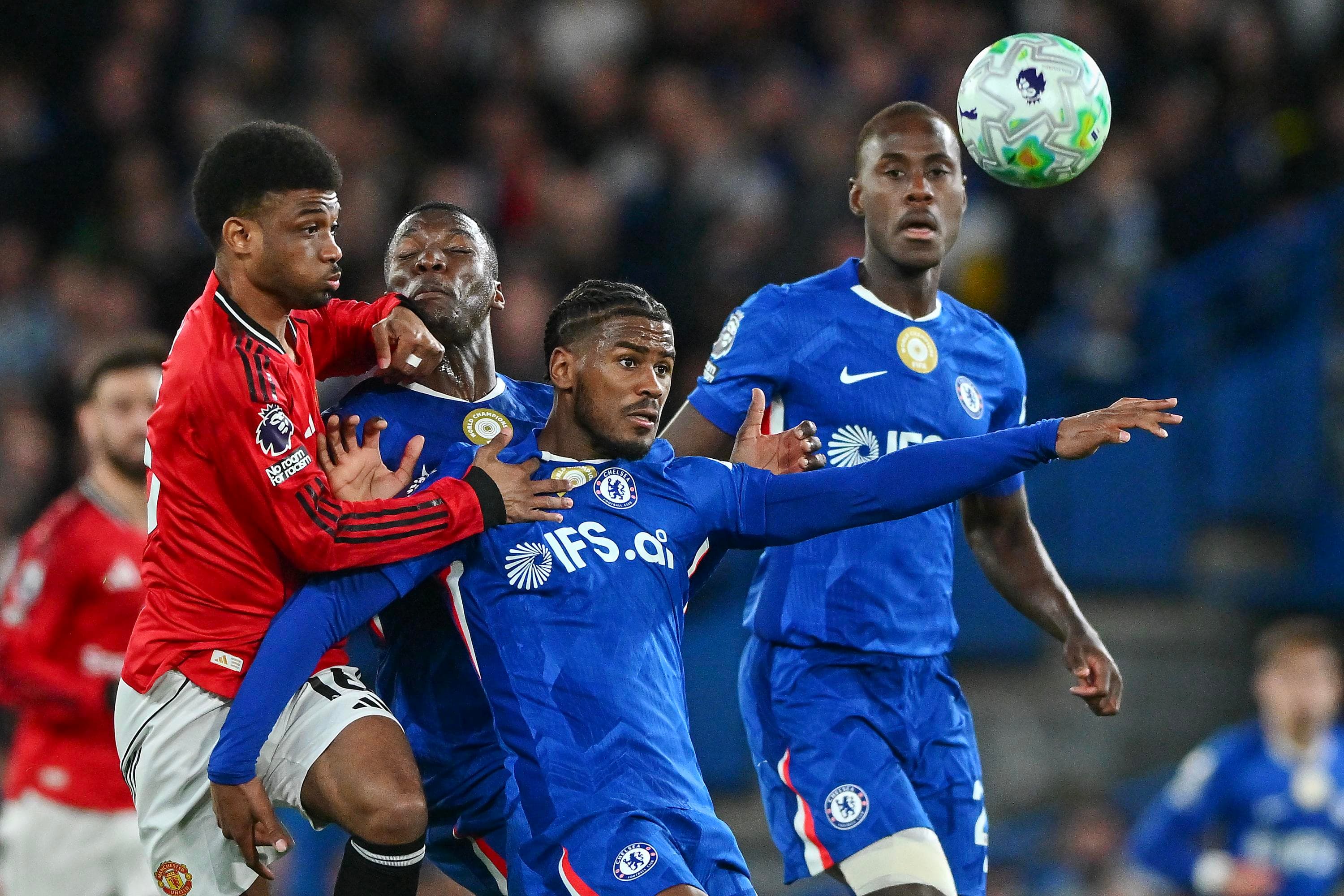 Chelsea fans’ preferred lineup against Spurs: Let’s try it without Levi Colwill