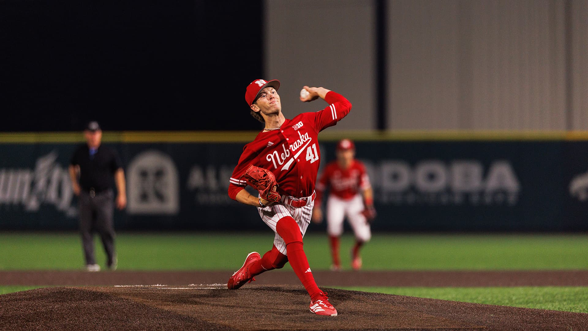 Husker Baseball Outlasts Creighton, 6-5