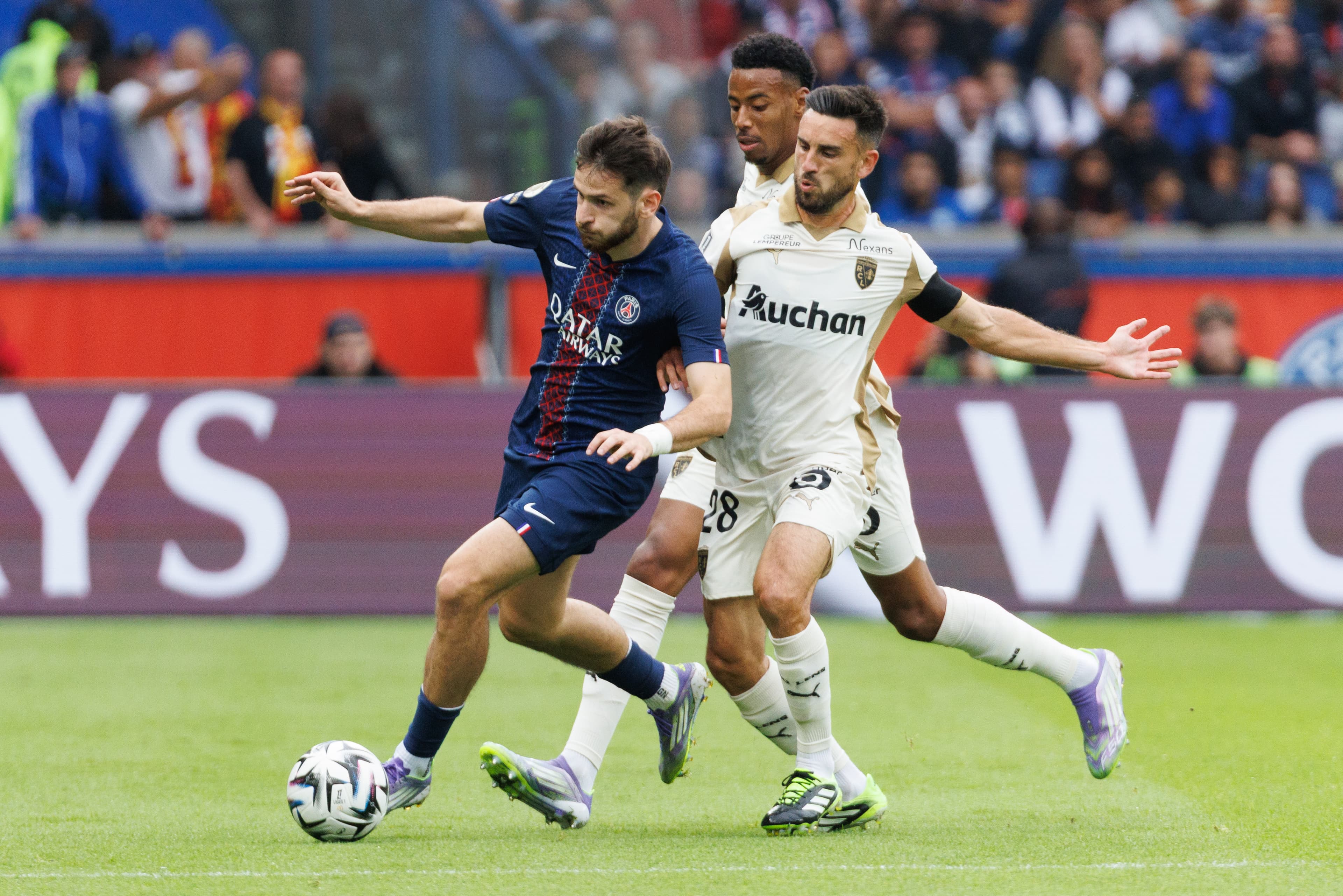 Lens Register Opposition to PSG’s Match Postponment Request