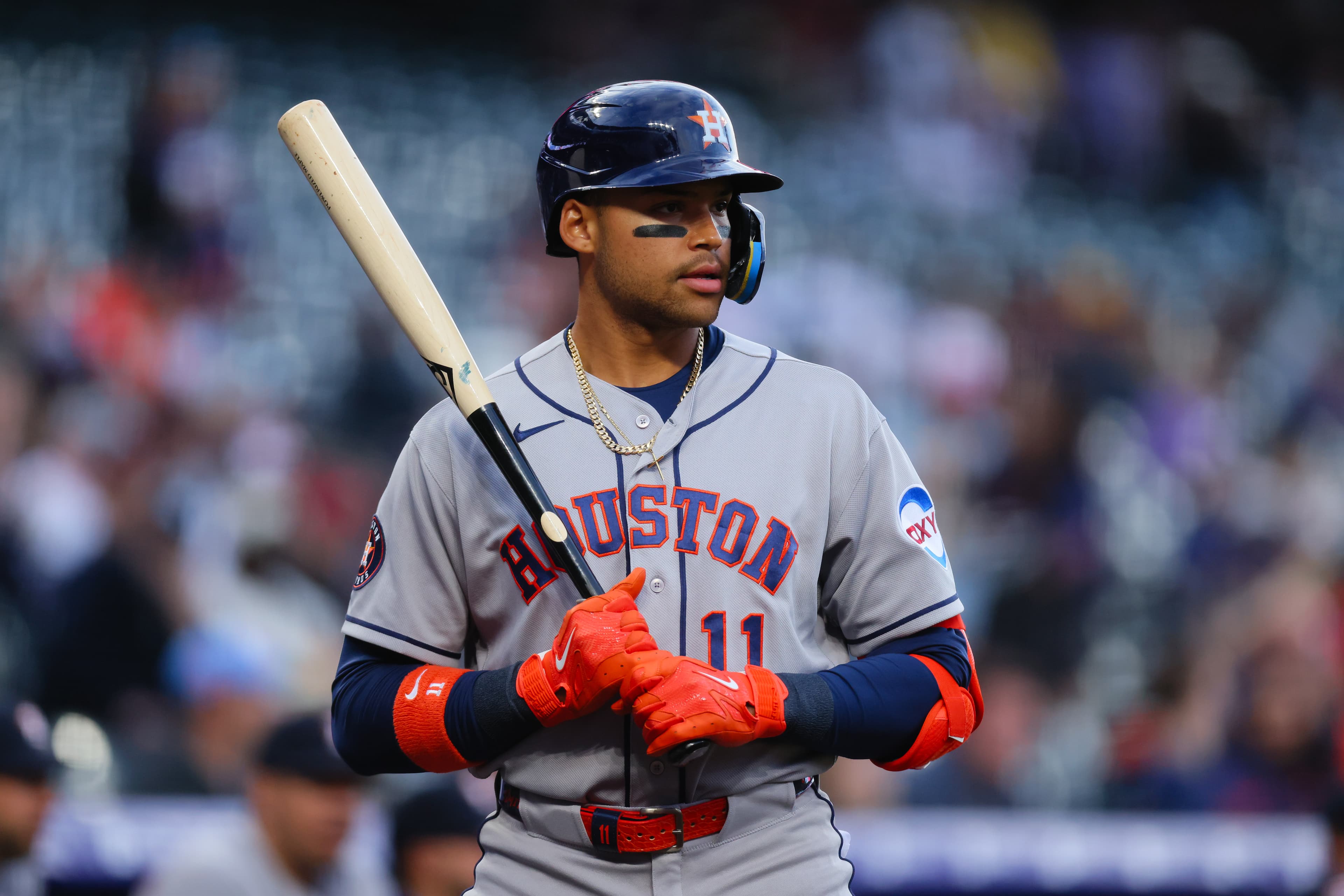 Crawfish Boil: Cam Smith Growing, Injuries/Losses Mounting, Kevin Alvarez’ Rise & More