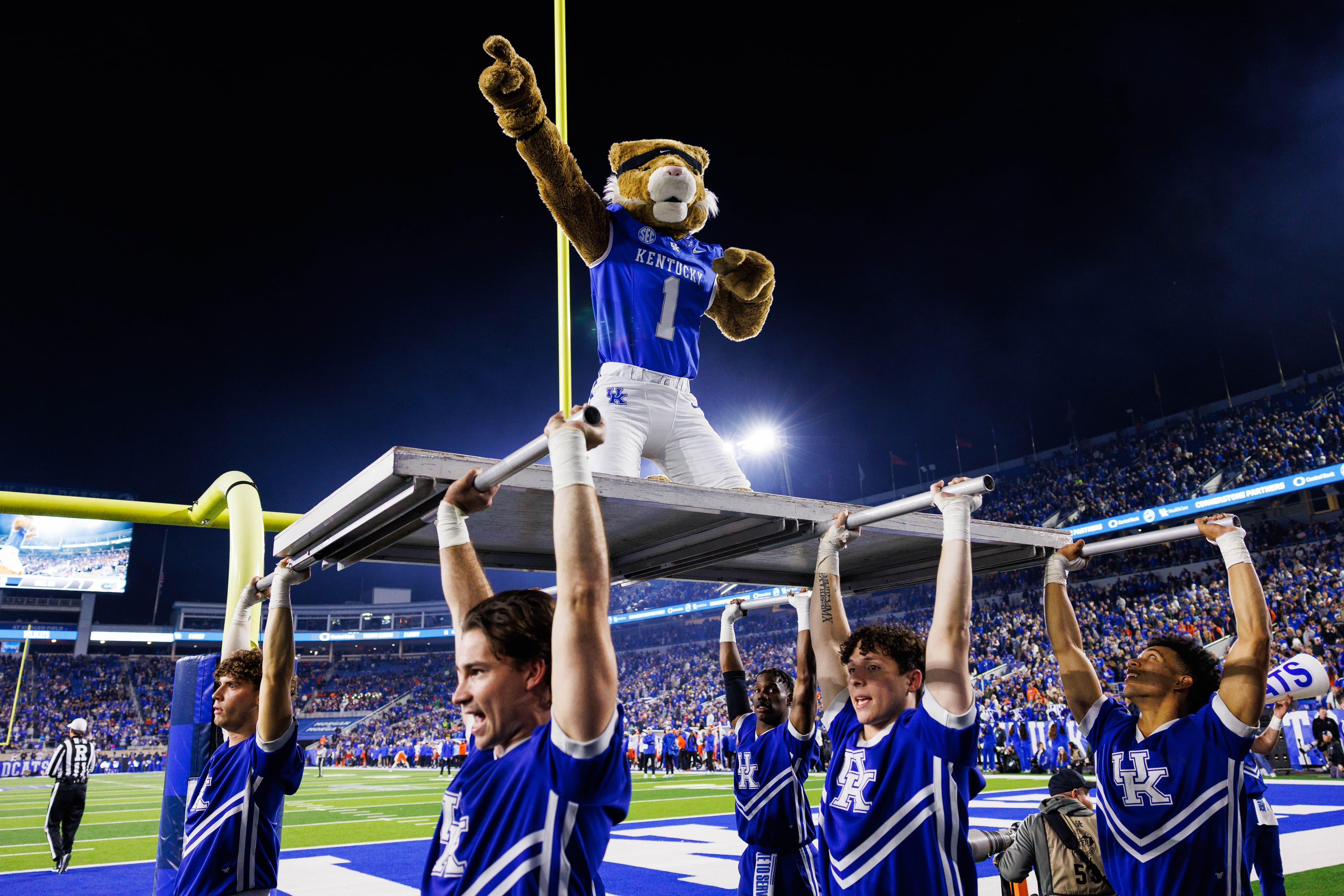 Kentucky Wildcats News: New Age of UK Athletics and NIL Edition
