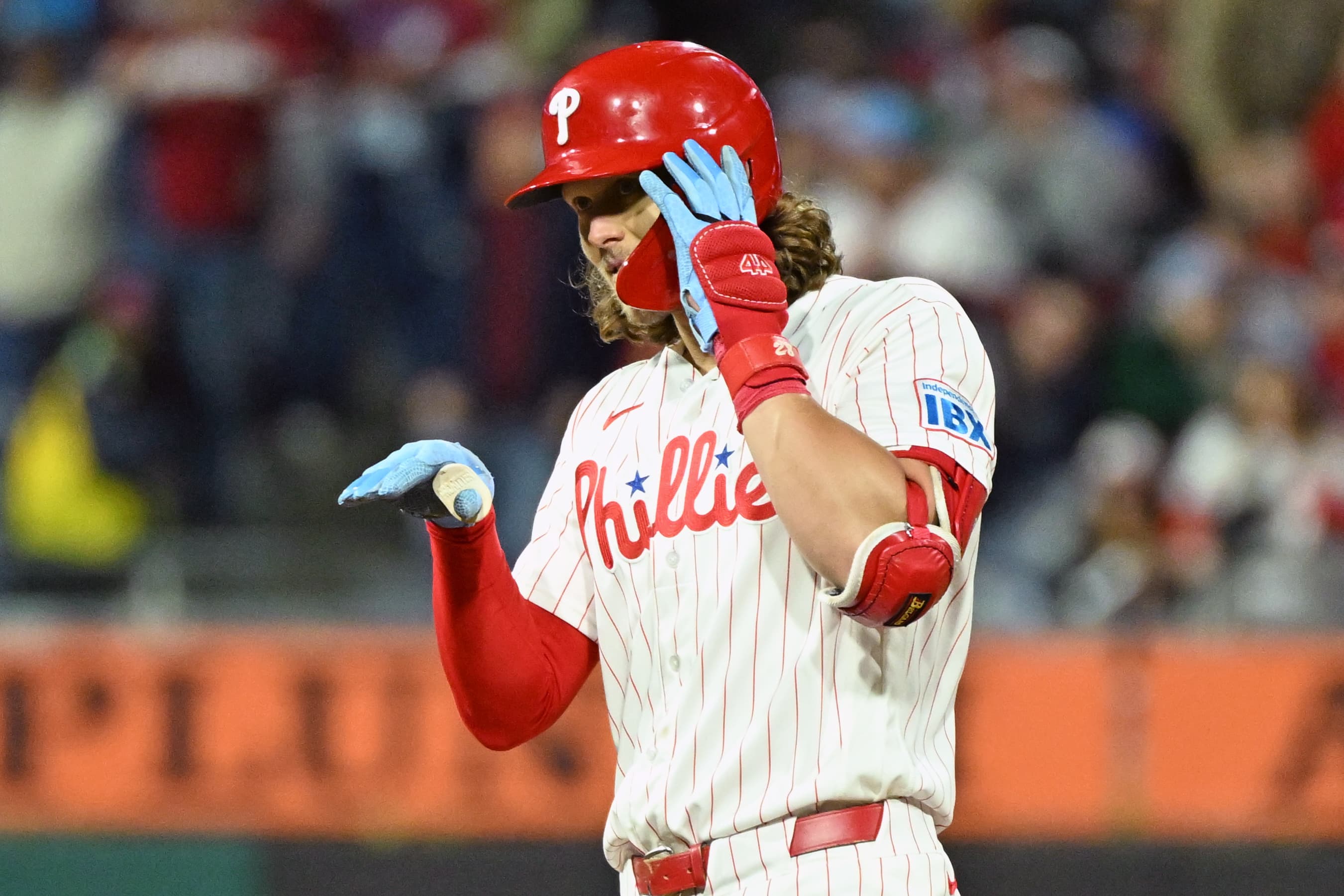 Slaughter is the best medicine: Phillies 7, Giants 0