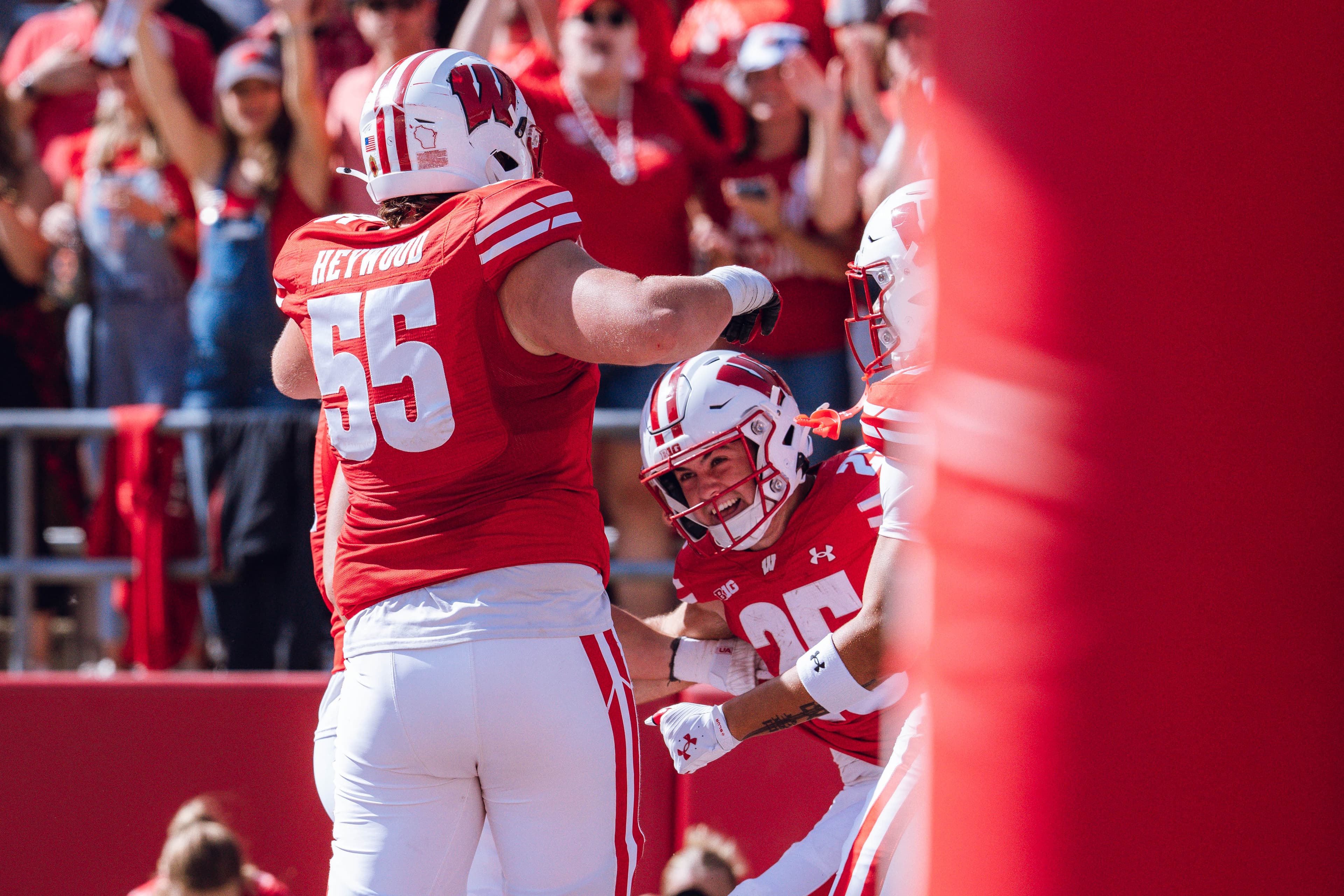 Notebook: Breaking down the past week of Wisconsin’s spring ball practices