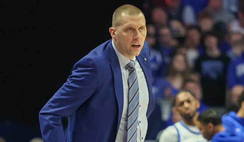 Mark Pope wants to hear your questions about the state of Kentucky Basketball