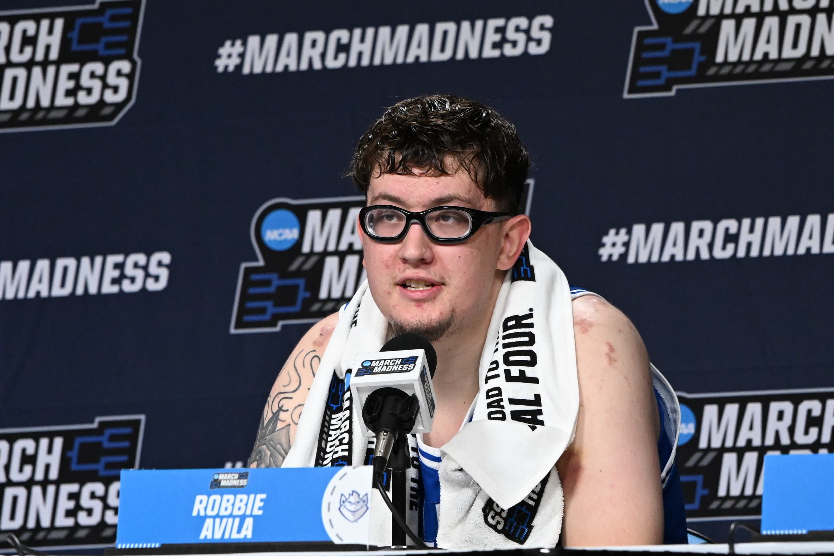 NCAA Tournament: Round of 32 – Day 1 Schedule and Fan Discussion