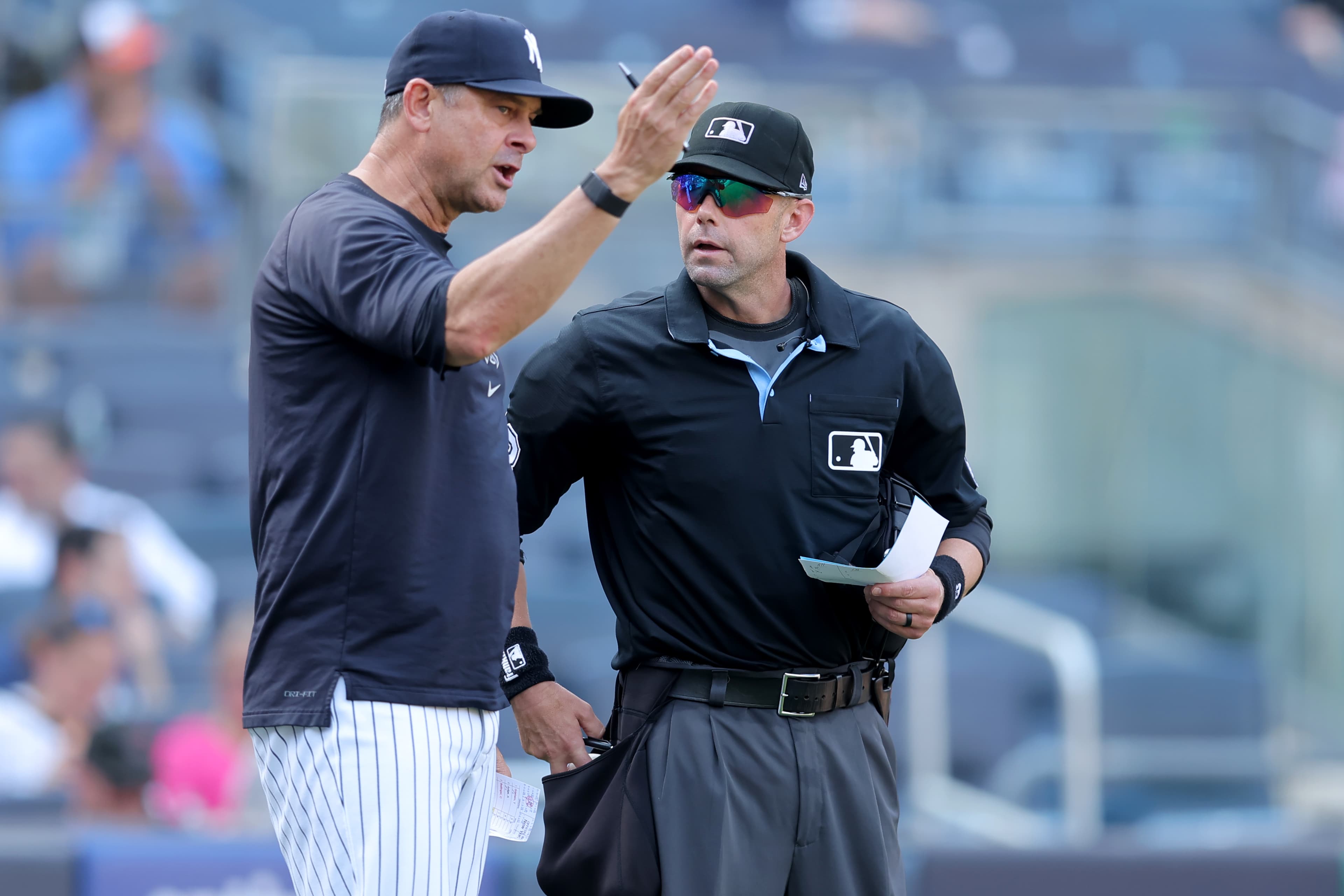 Long ball sinks Yankees as Angels take finale