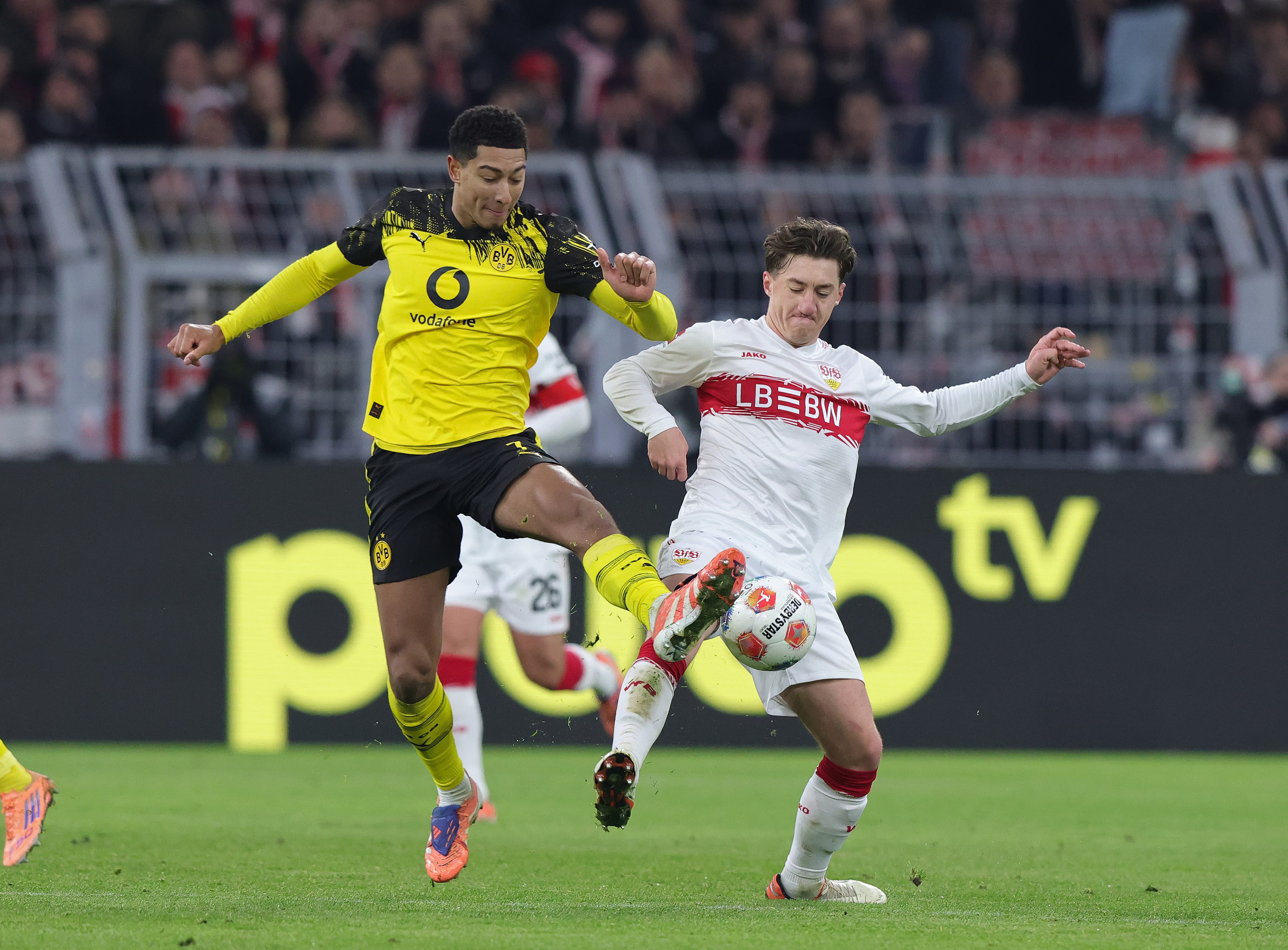 Match Preview: BVB Look to Seal Second Place Finish Against Stuttgart