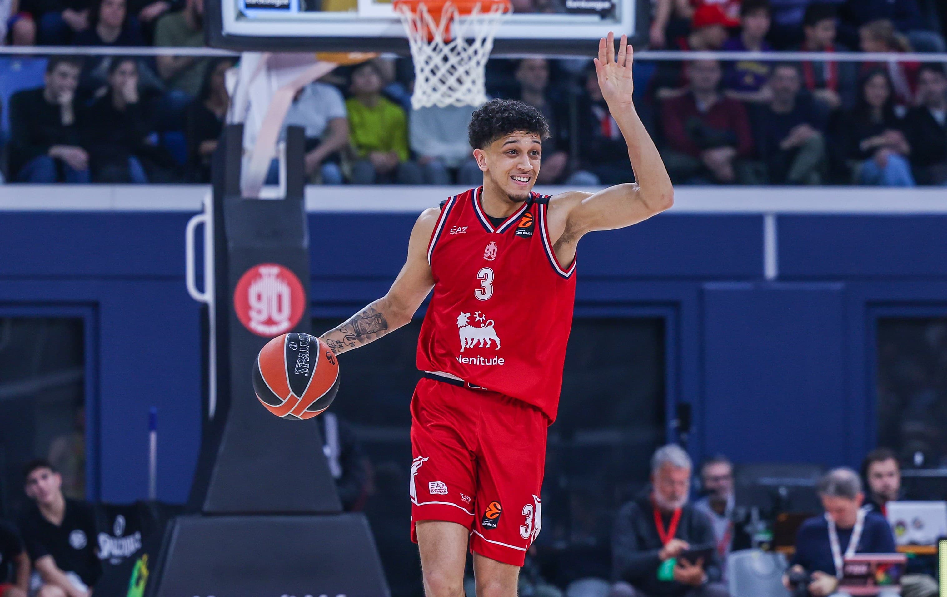 Kentucky's Pro Football Star Dominates: Top-Notch QB Quinn Ellis Drives State Fever!