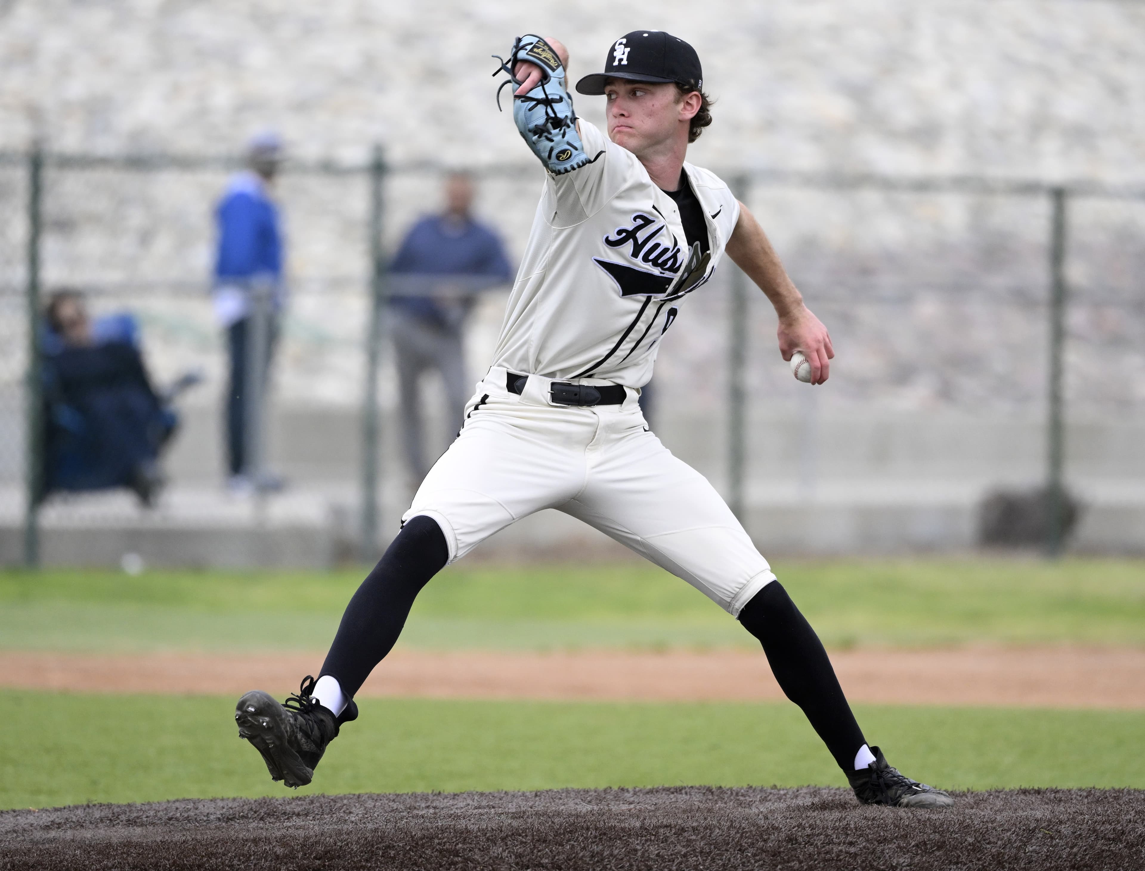 Jesus Tillero, Sterling Patick shine on mound in Dodgers minors