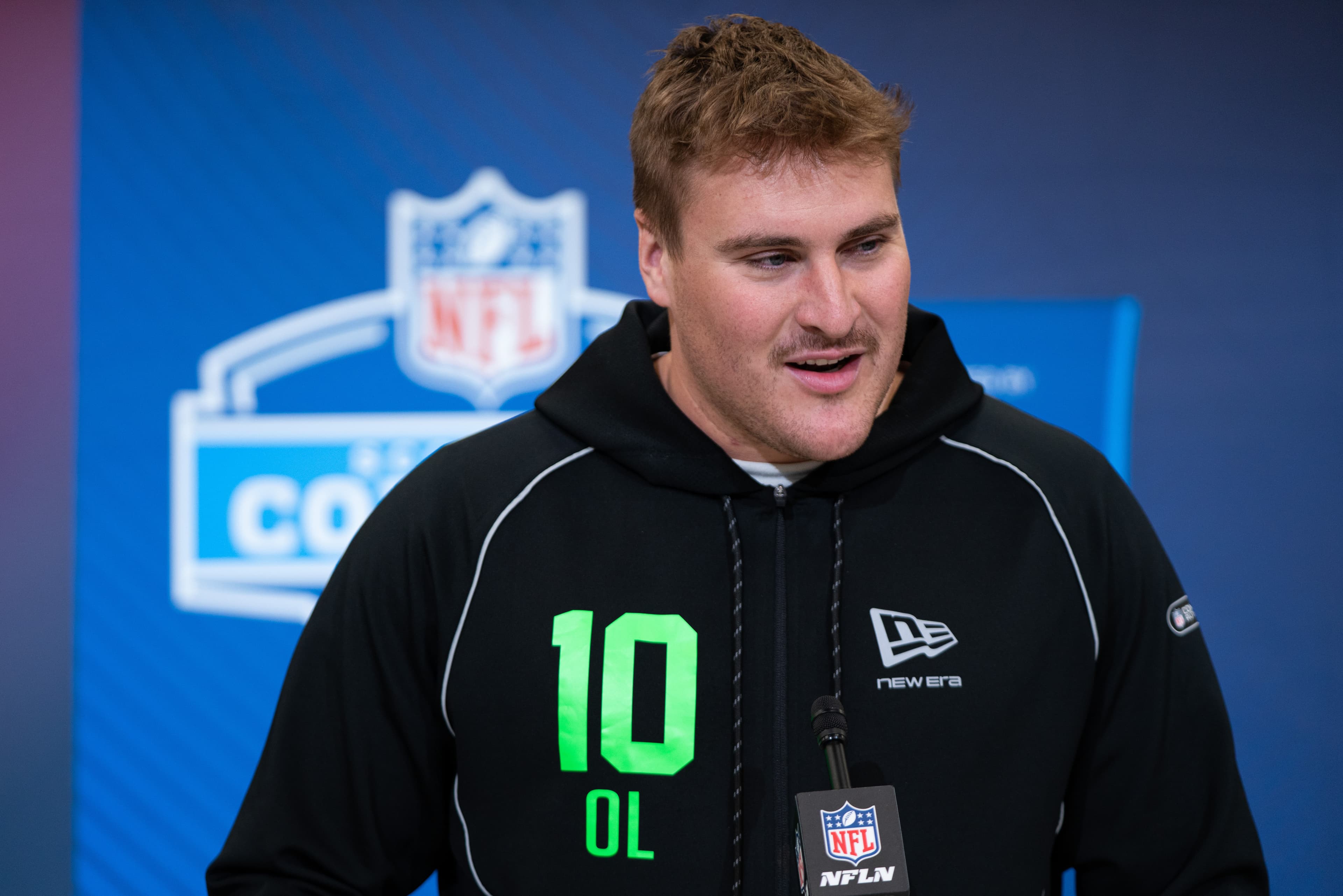 Bengals have pre-draft visit with Kentucky OL Jager Burton