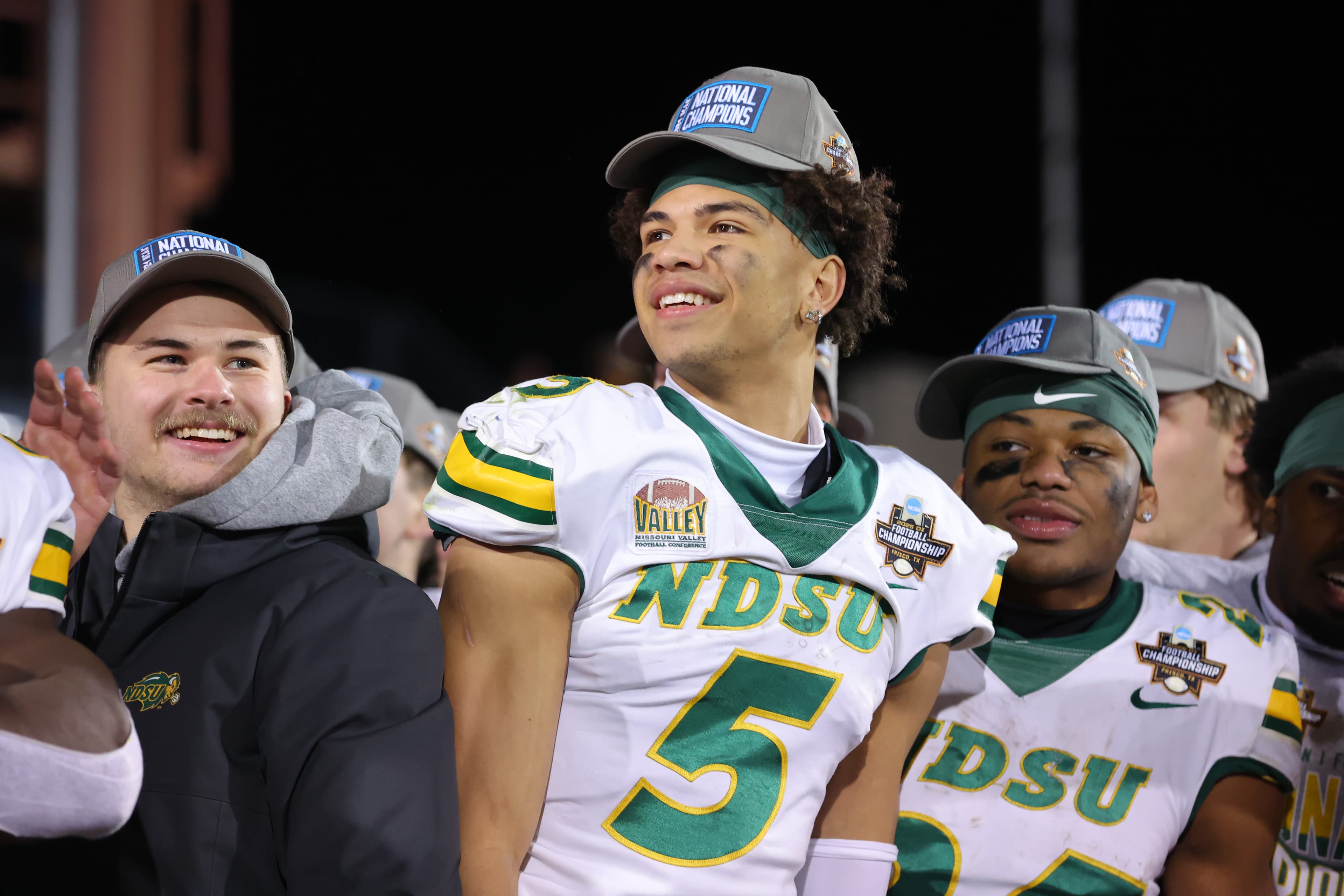 Who should Rams target in round three of draft?