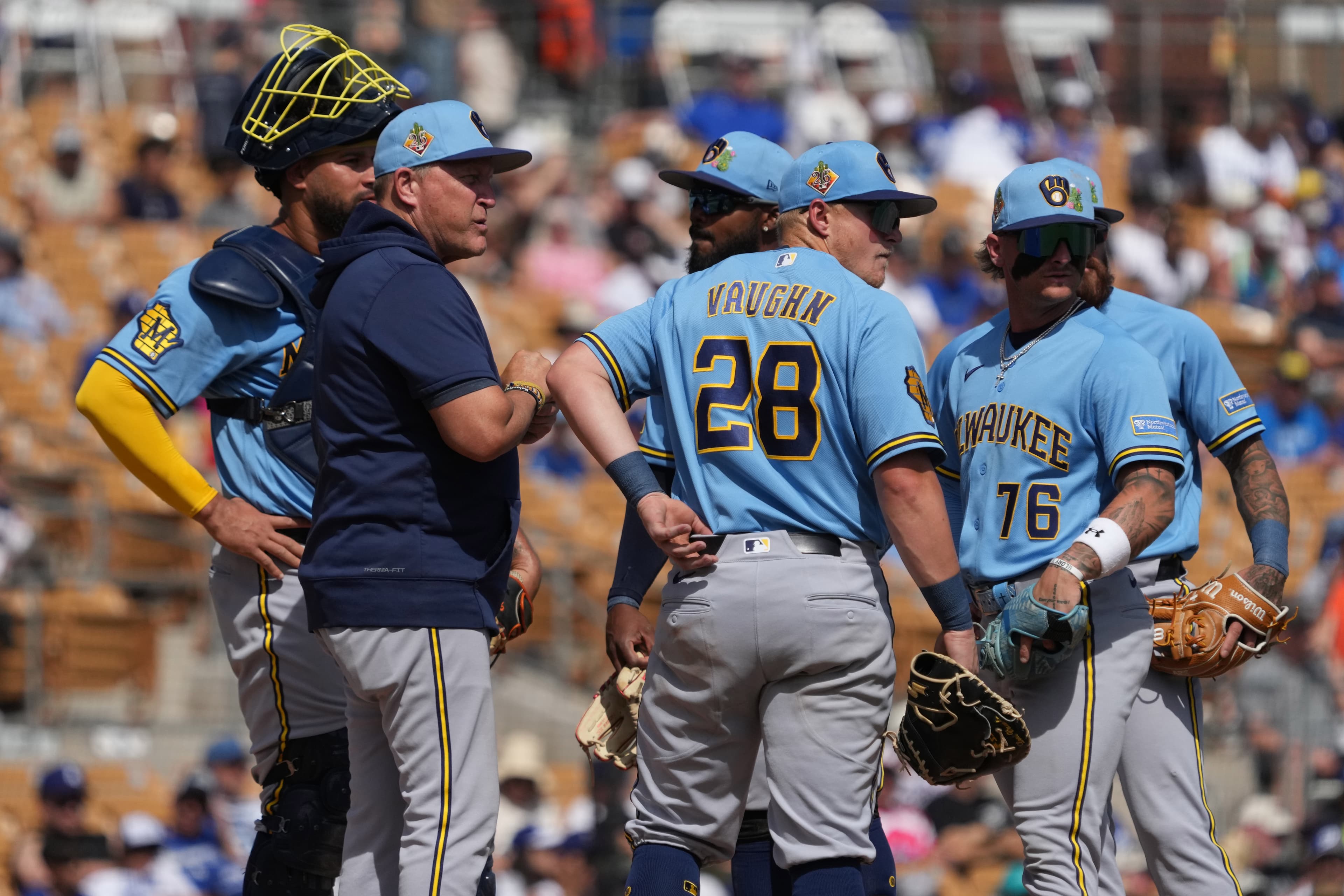 Brewers finalize Opening Day roster