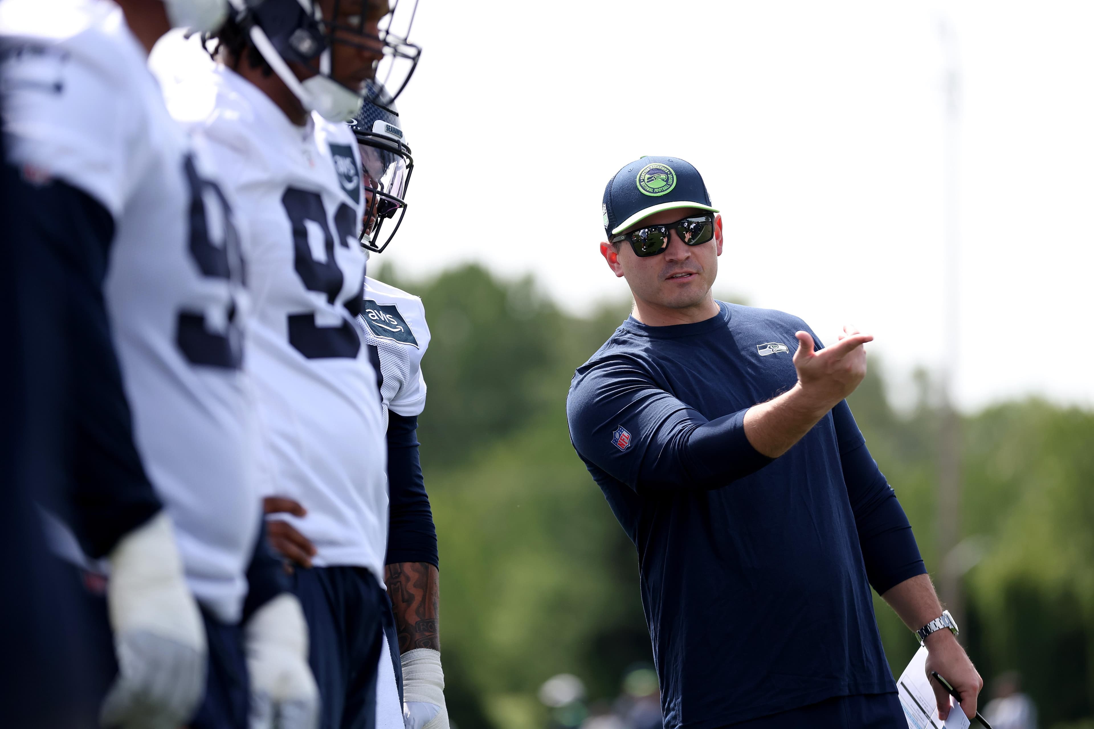 Pre-Snap Reads 5/3: Seahawks get a look at rookies as minicamp concludes