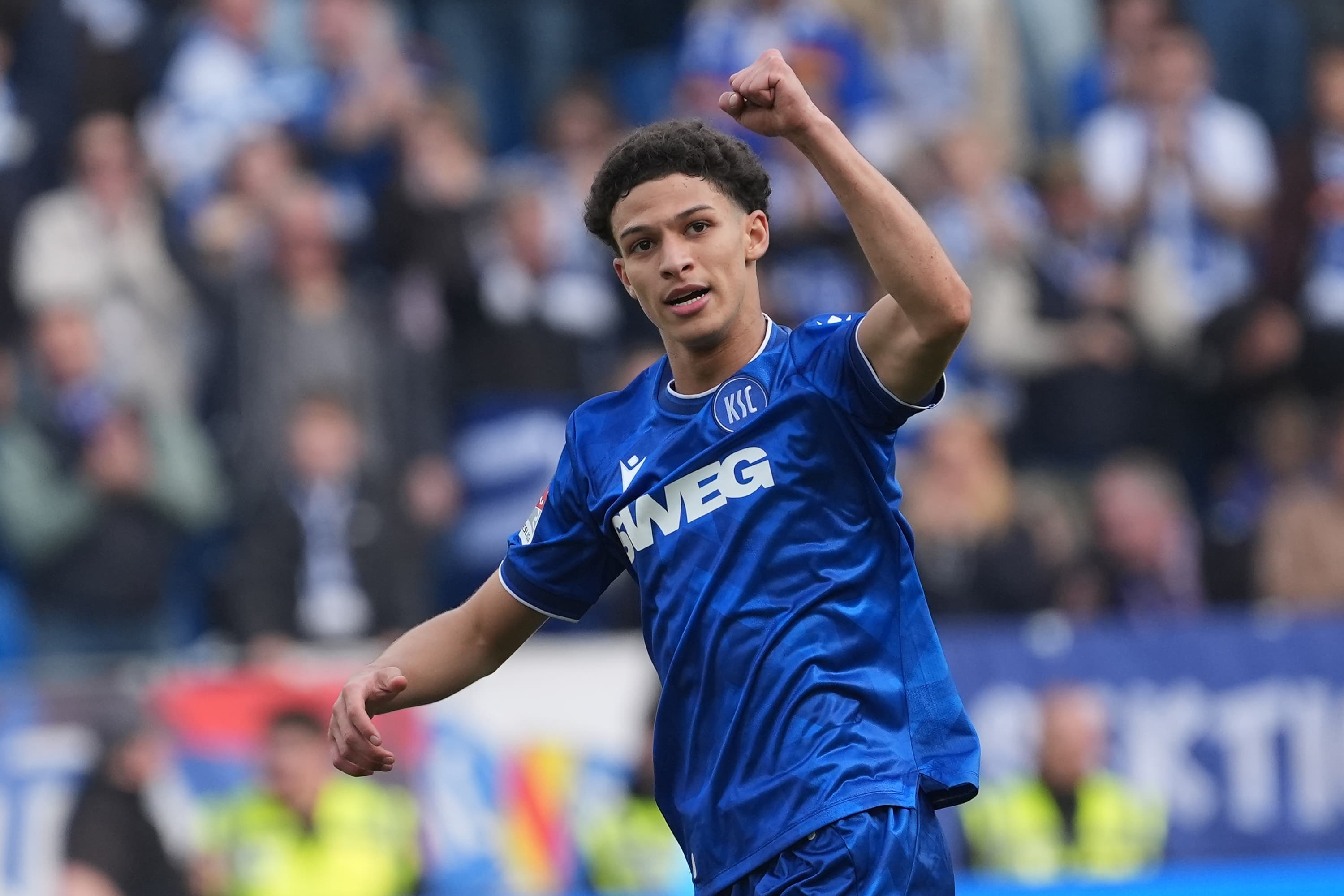 New Headline: "Die Roten Tosen Dominating Bundesliga 2023-24: Bayern’s Stars Light Up the Season!