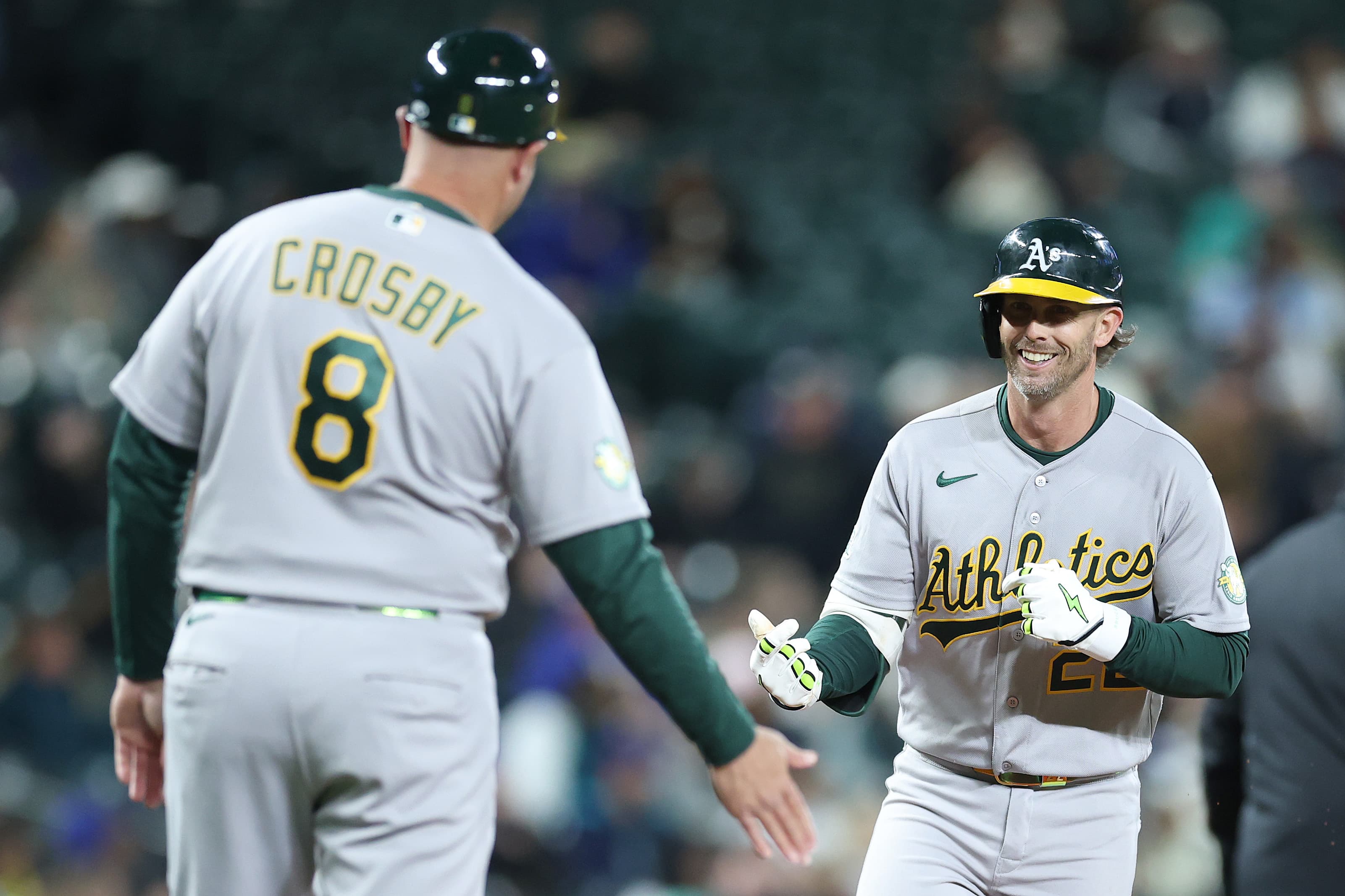 Athletics take down Mariners 5-2