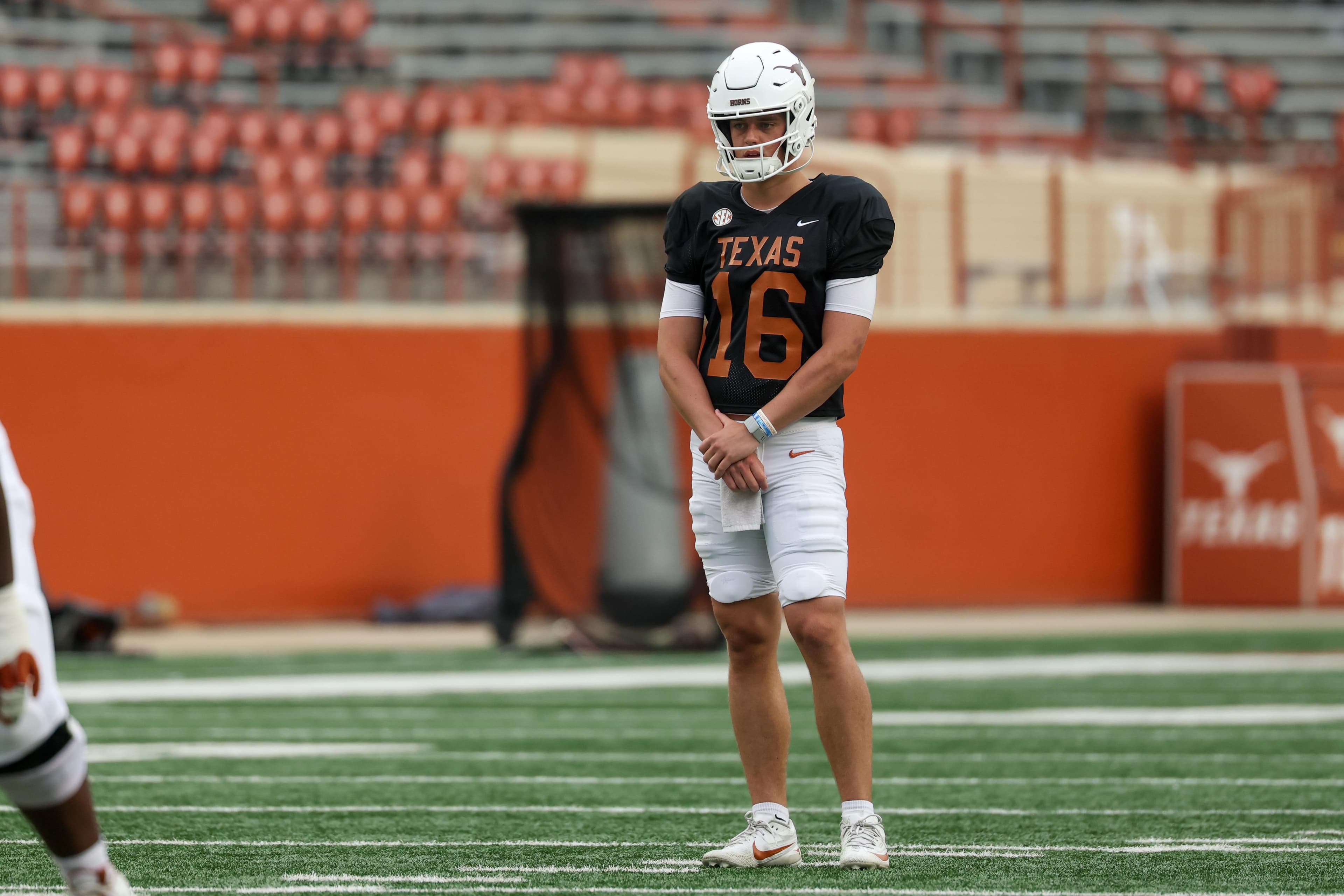 Longhorns Daily News: SEC football coaches reportedly speak anonymously on Texas