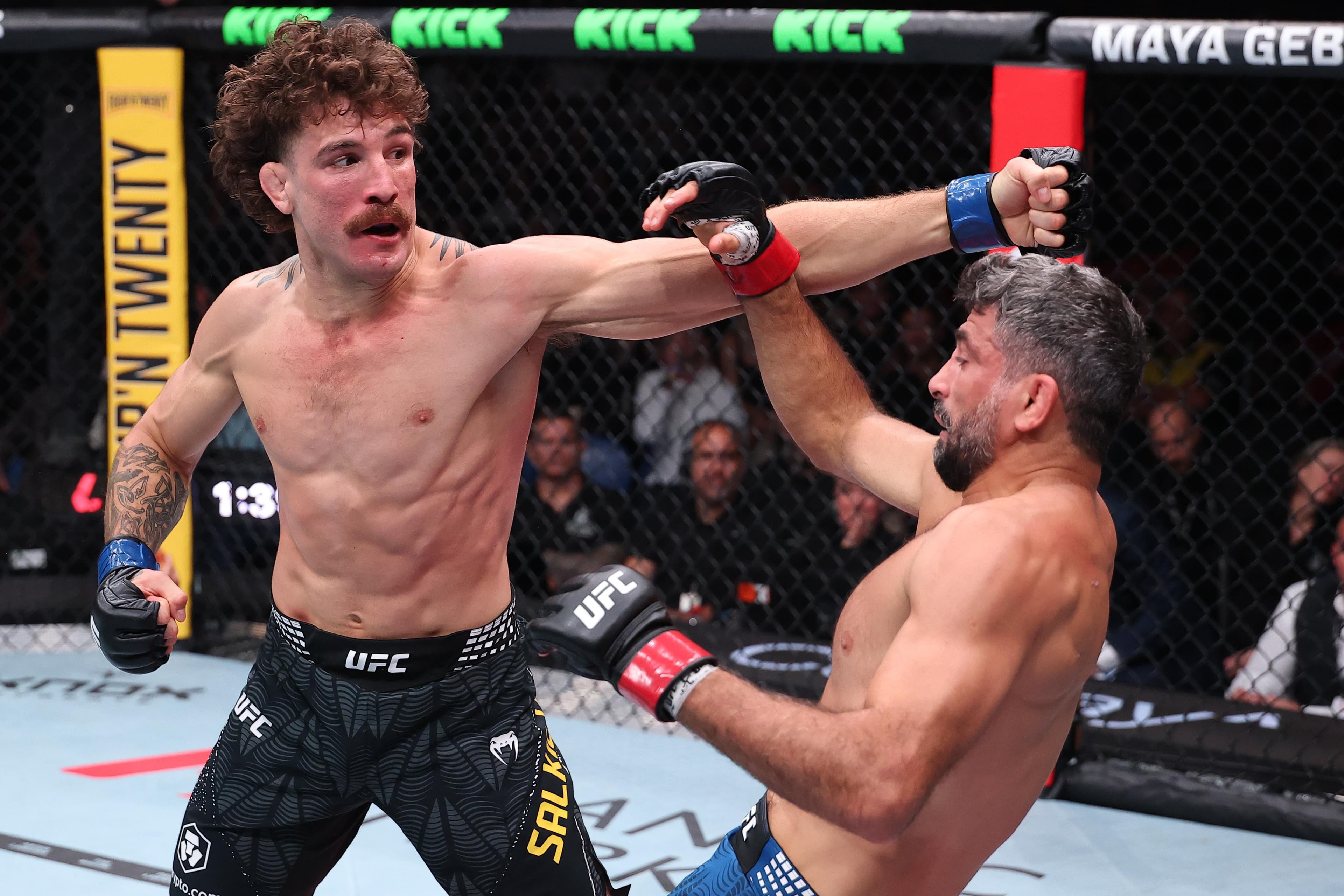 UFC Perth video: Quillan Salkilld stunned early, storms back with devastating knockout over Beneil Dariush