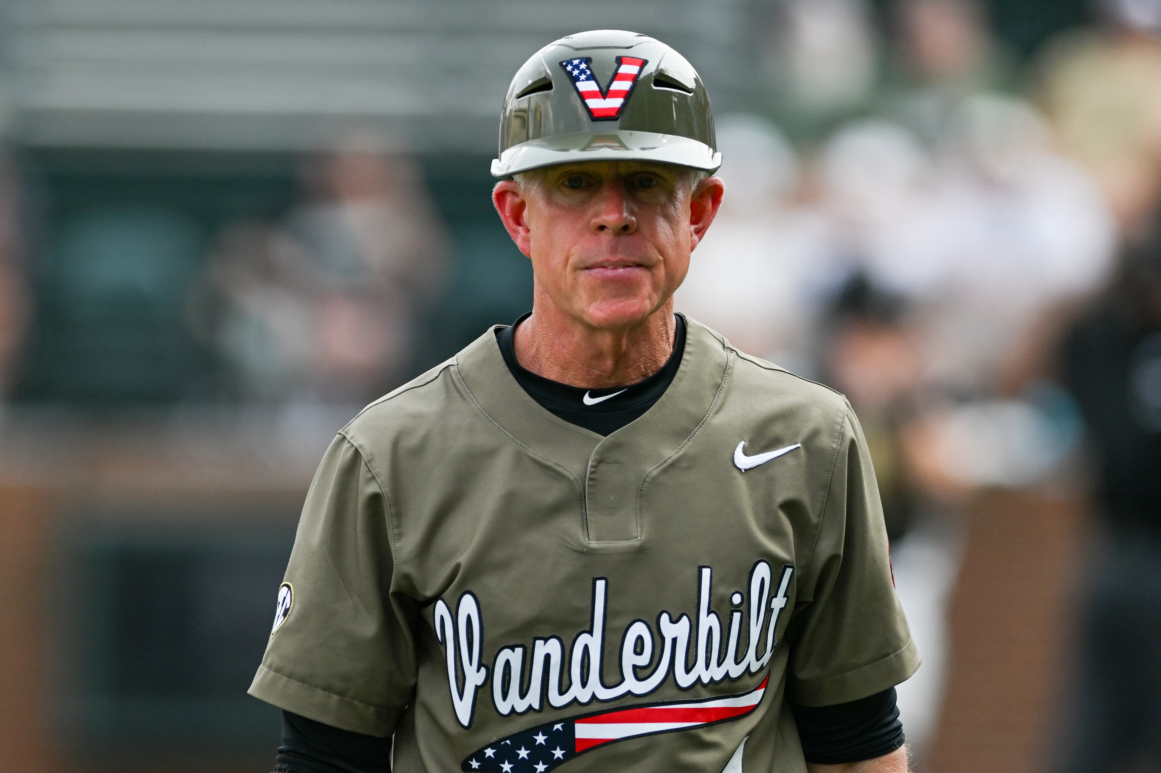 No. 4 Texas faces another SEC road series against Vanderbilt