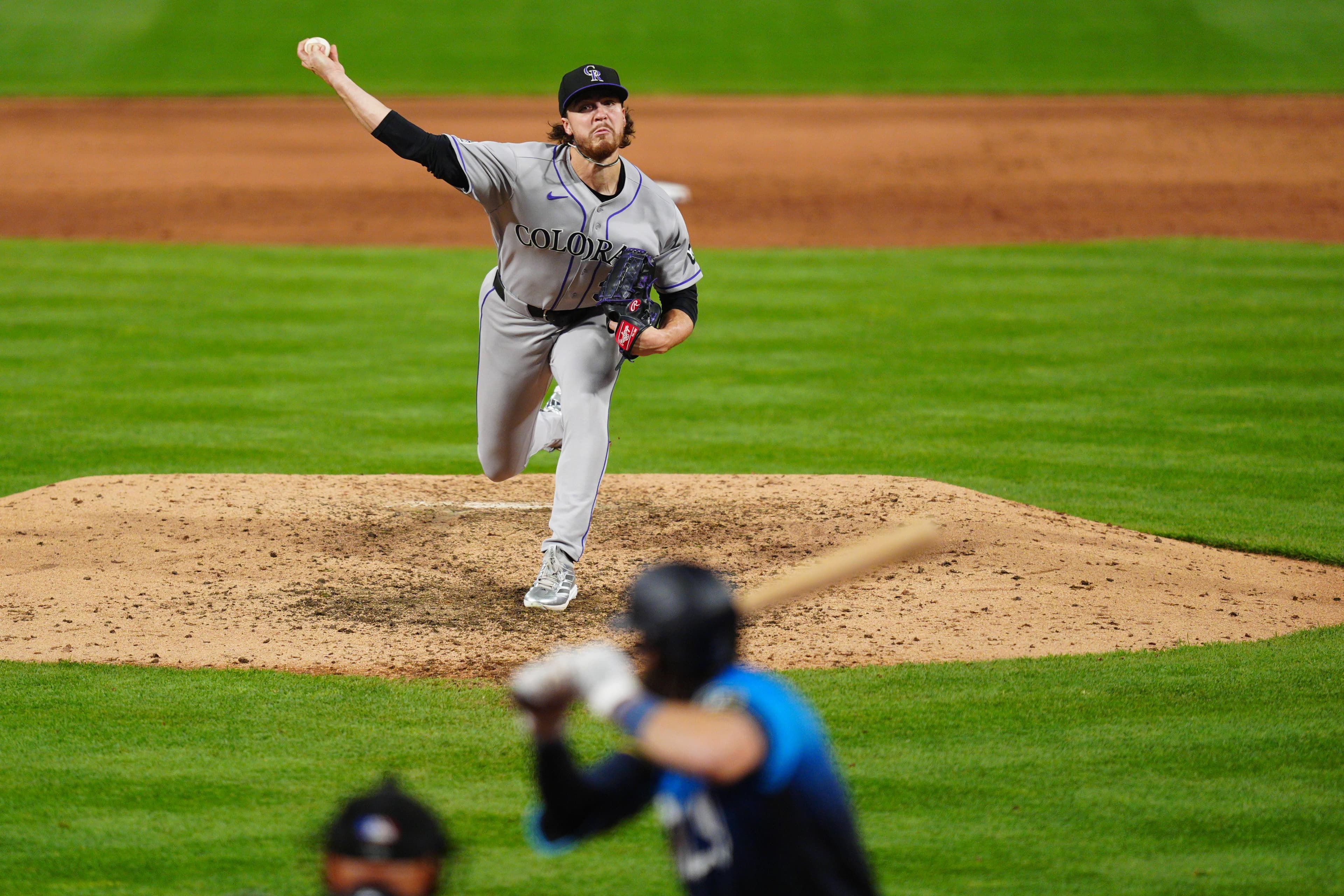 Rockies 9, Phillies 7 (F/11): Colorado survives a wild night in Philly