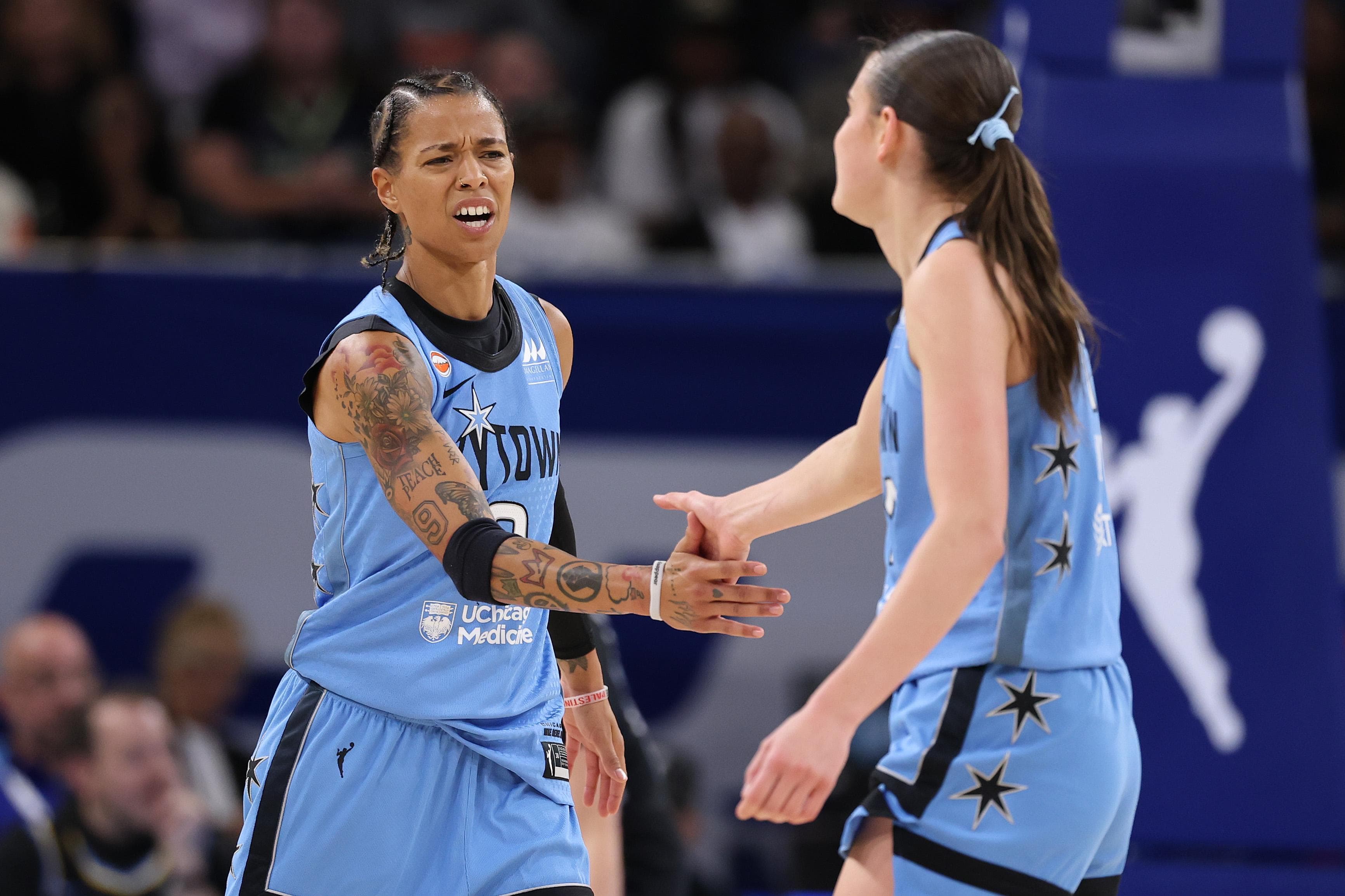 In their first game without Rickea Jackson, the Chicago Sky couldn’t hang on against the Dallas Wings