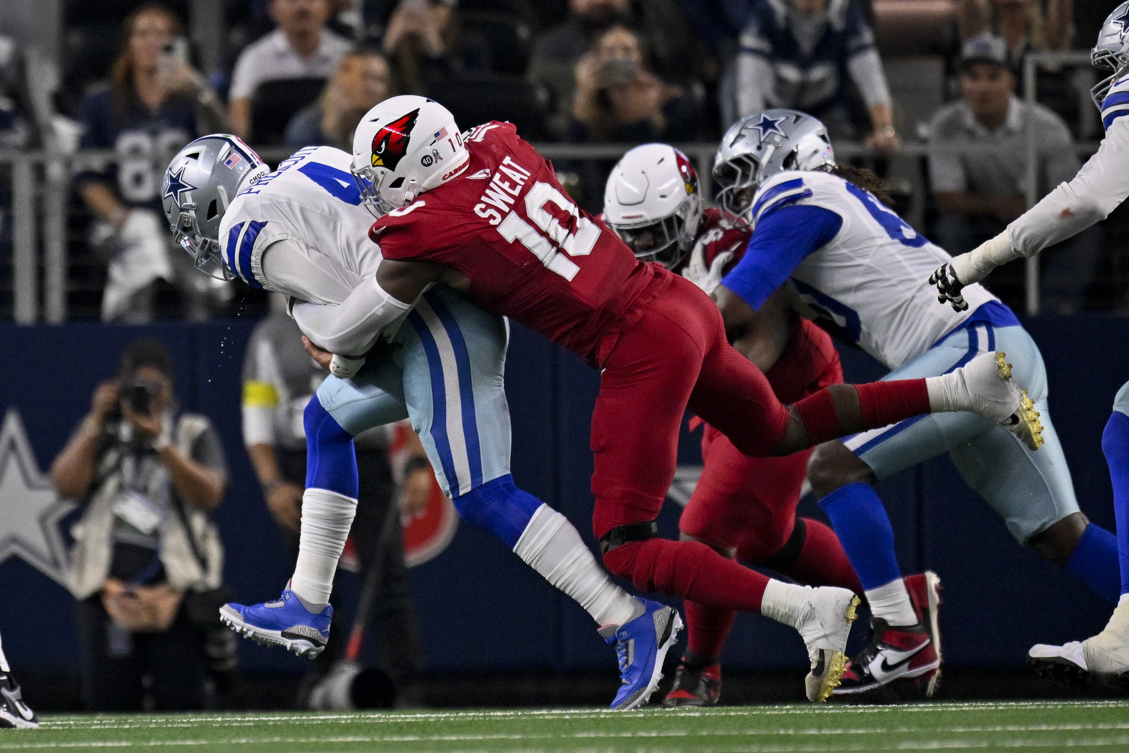 Why the Detroit Lions should trade for EDGE Josh Sweat