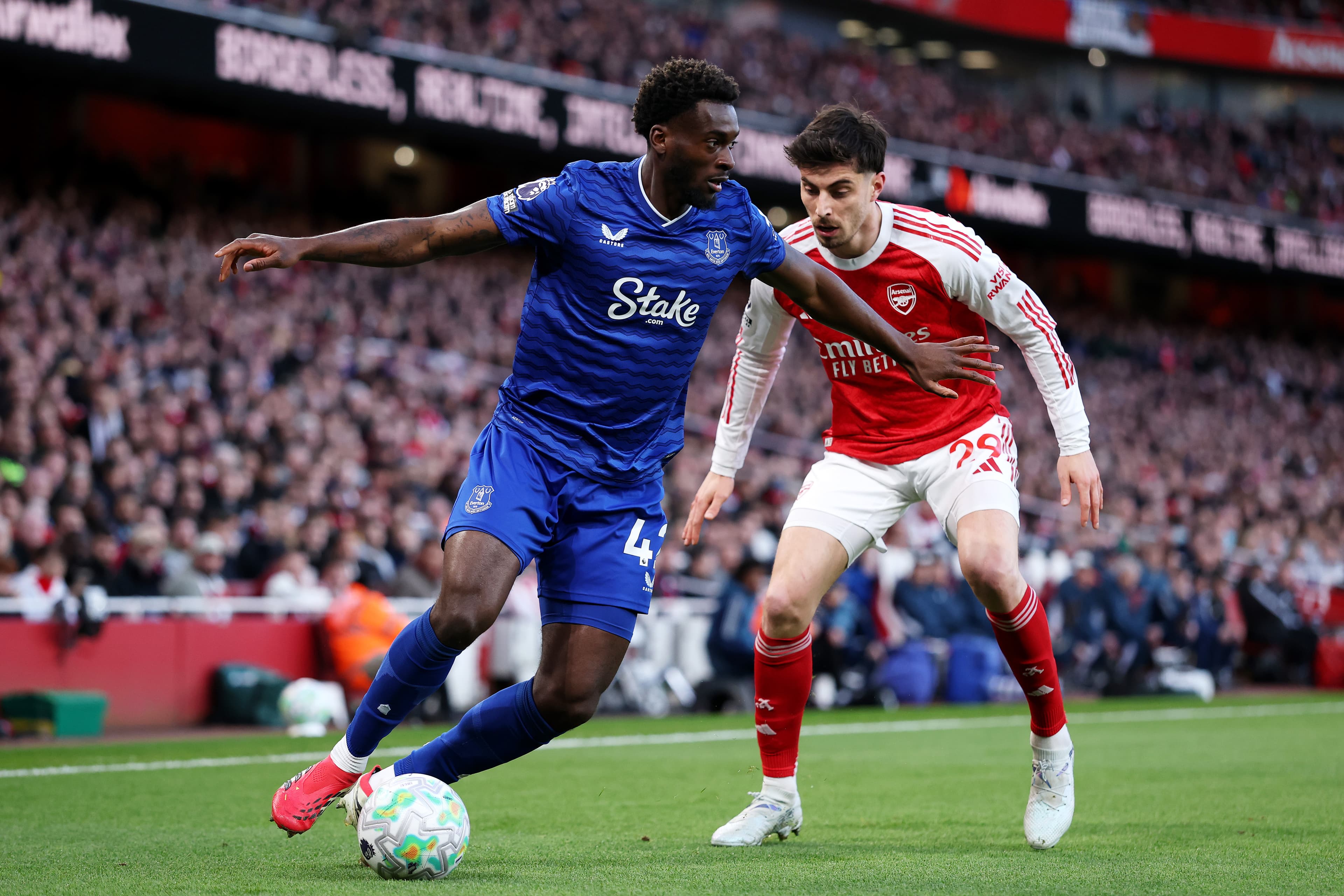 Everton Climbs as Keane's Arrival Sparks Managerial Shift!