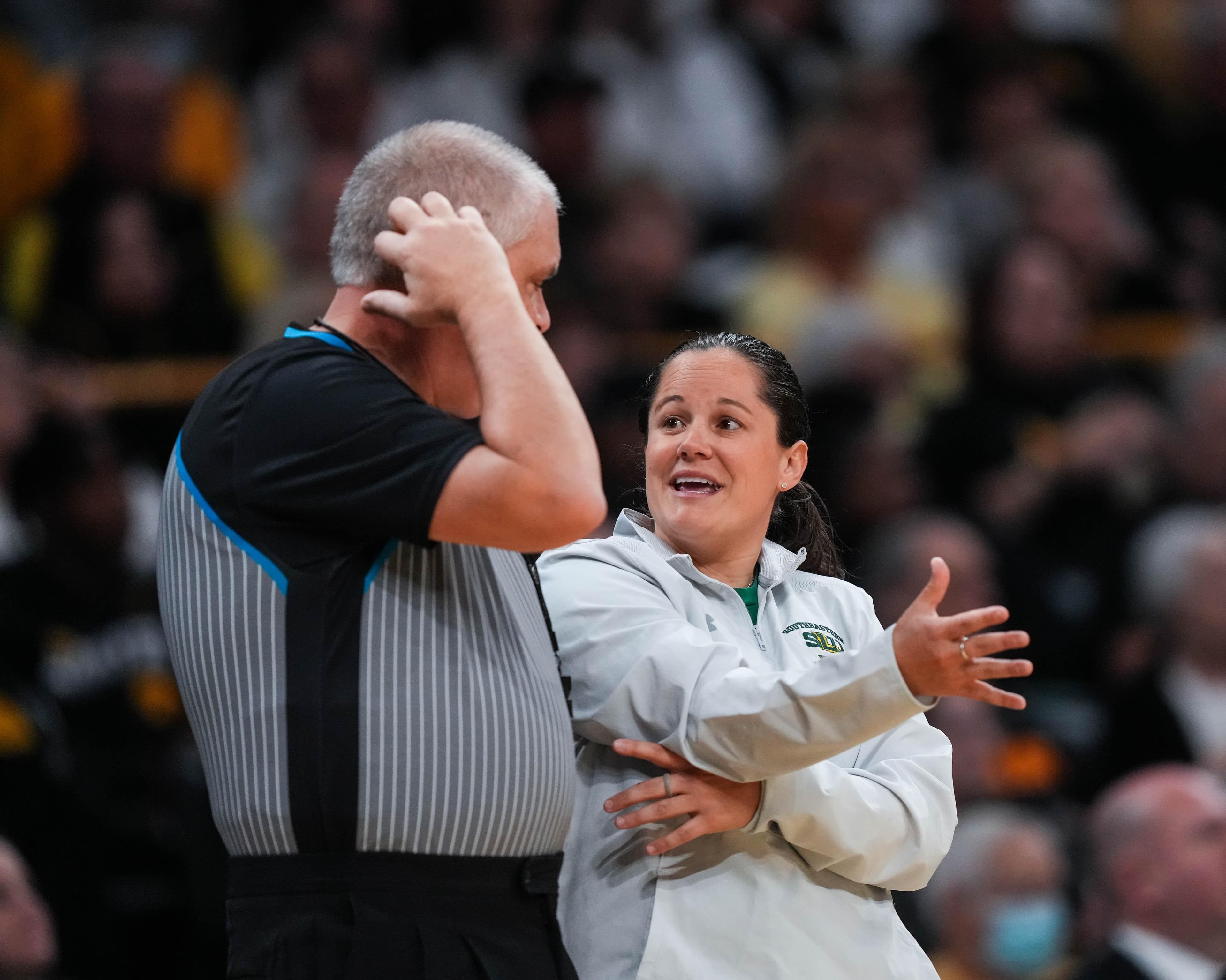 Guzzardo hired to lead Lady Dawgs