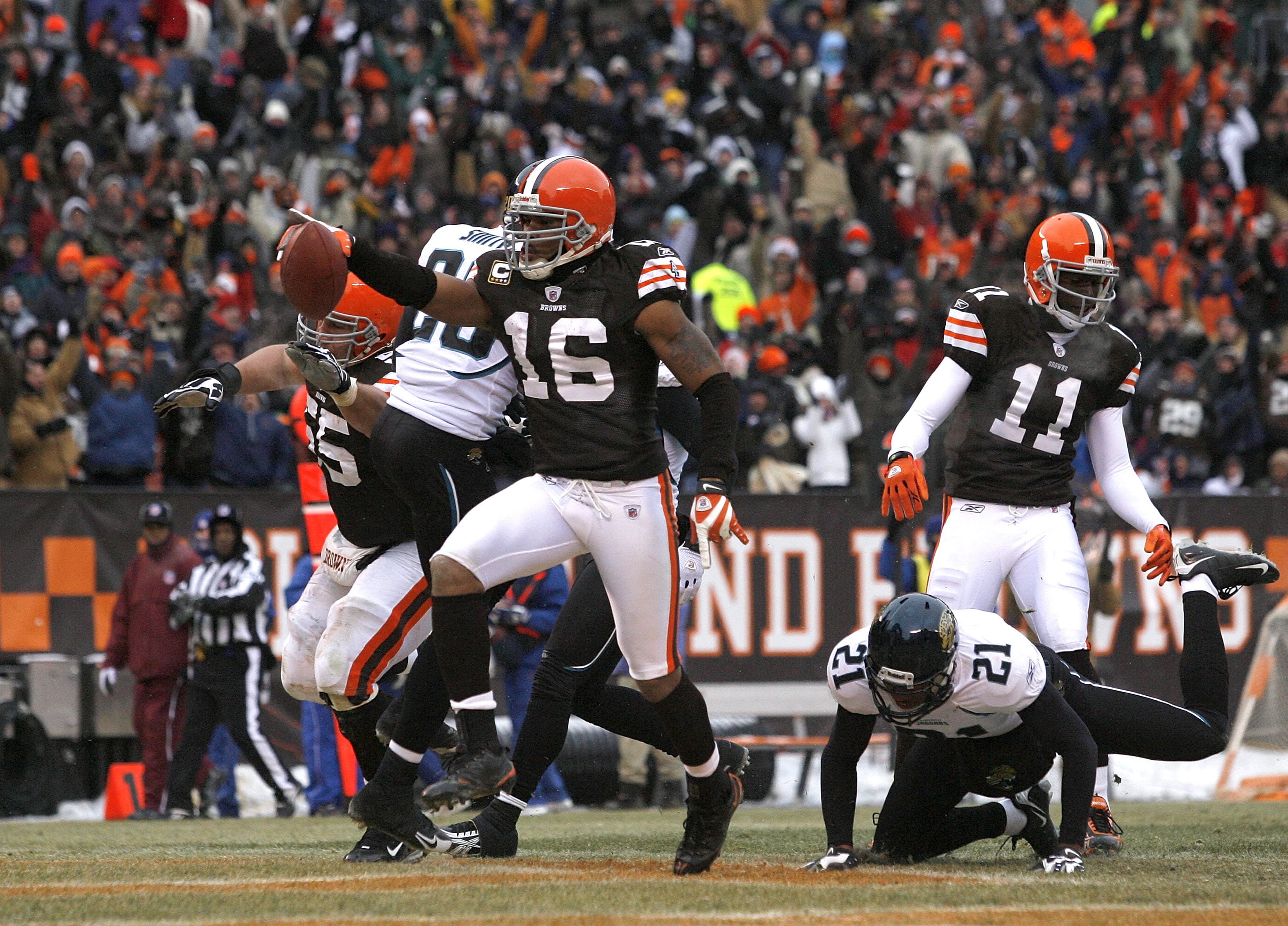 Cleveland Browns legend takes coaching role at alma mater