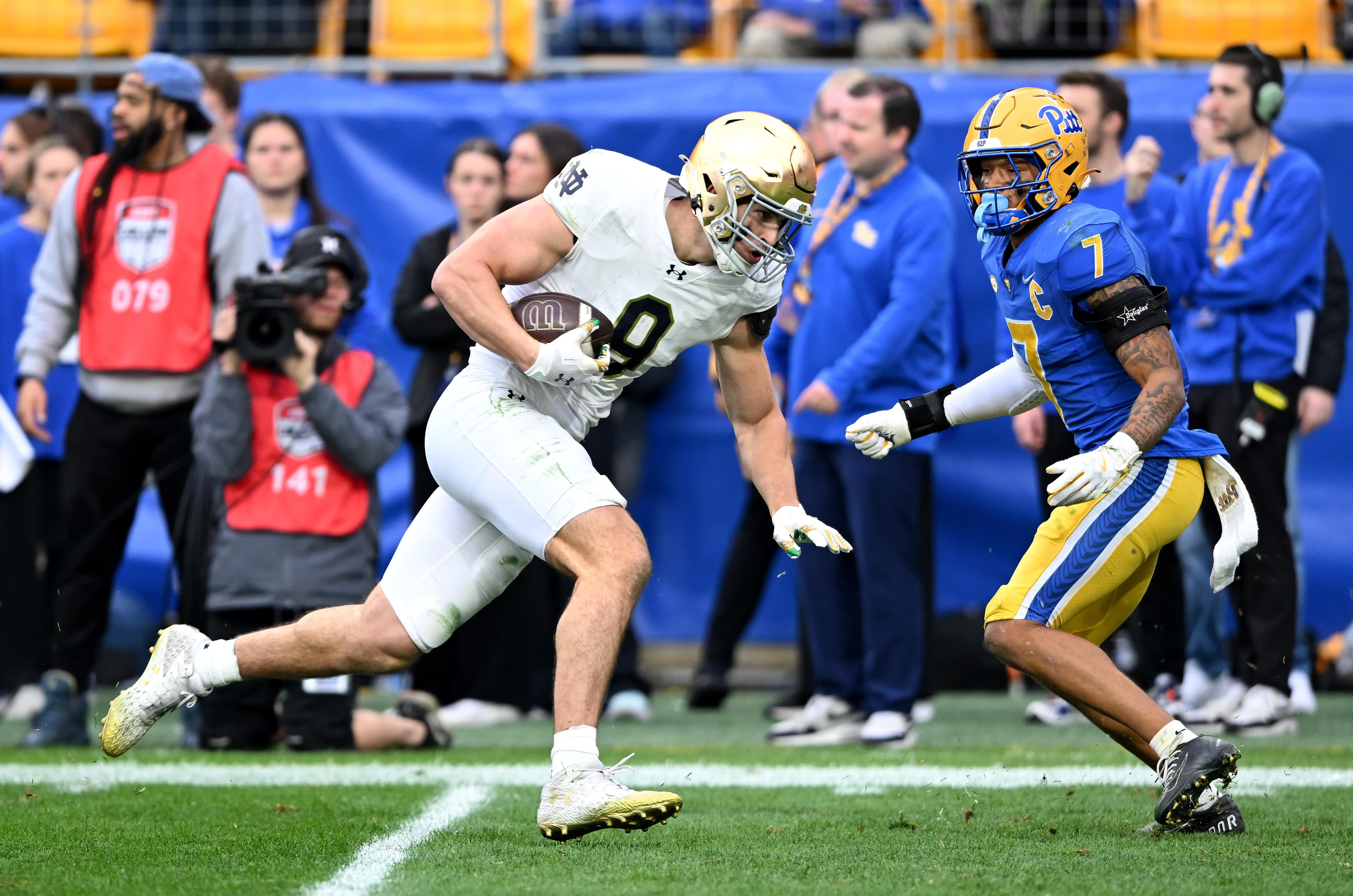 Patriots reportedly sign 2 more draft picks to their rookie deals