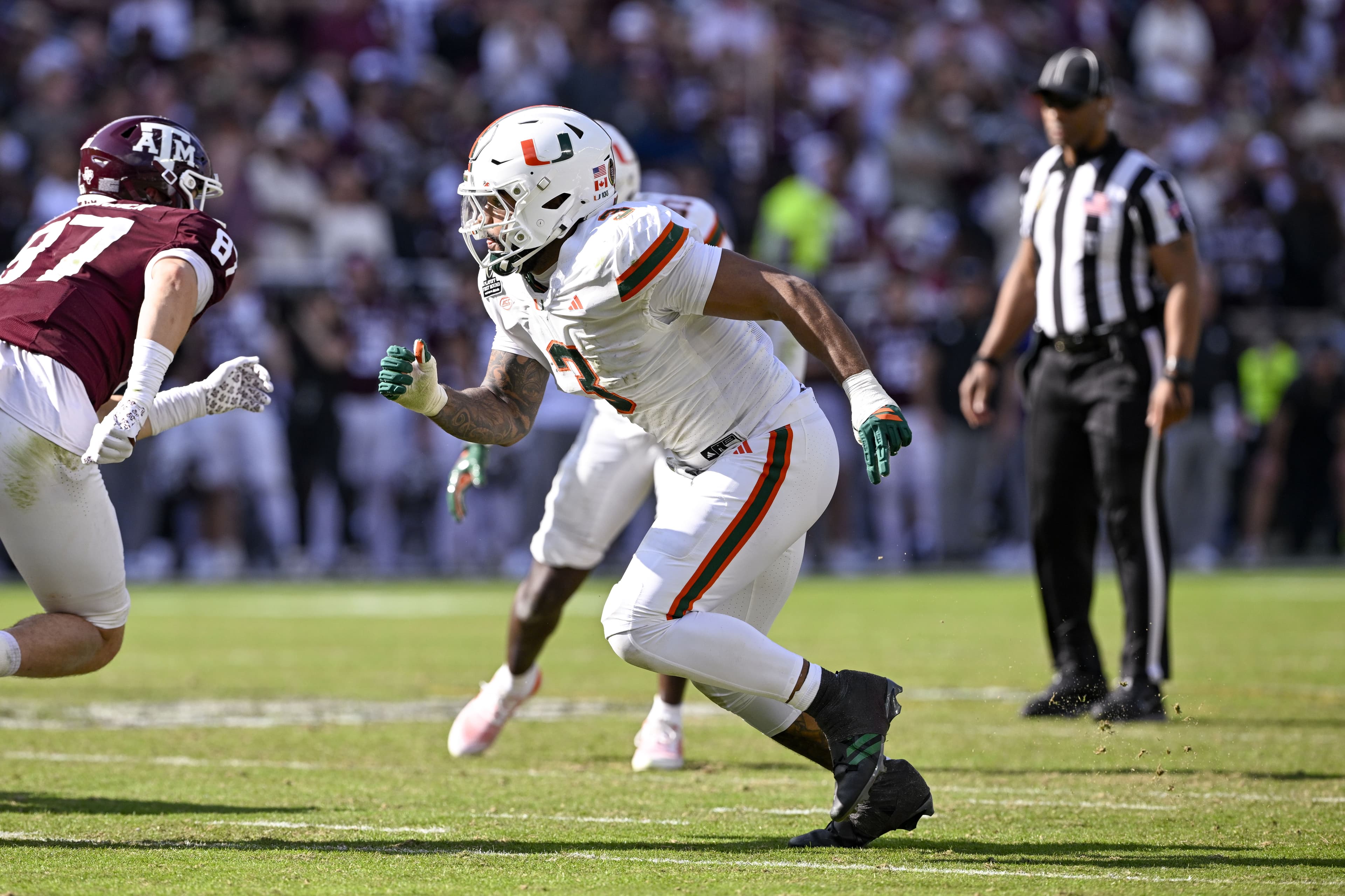Buccaneers NFL Draft Target: EDGE Akheem Mesidor, Miami