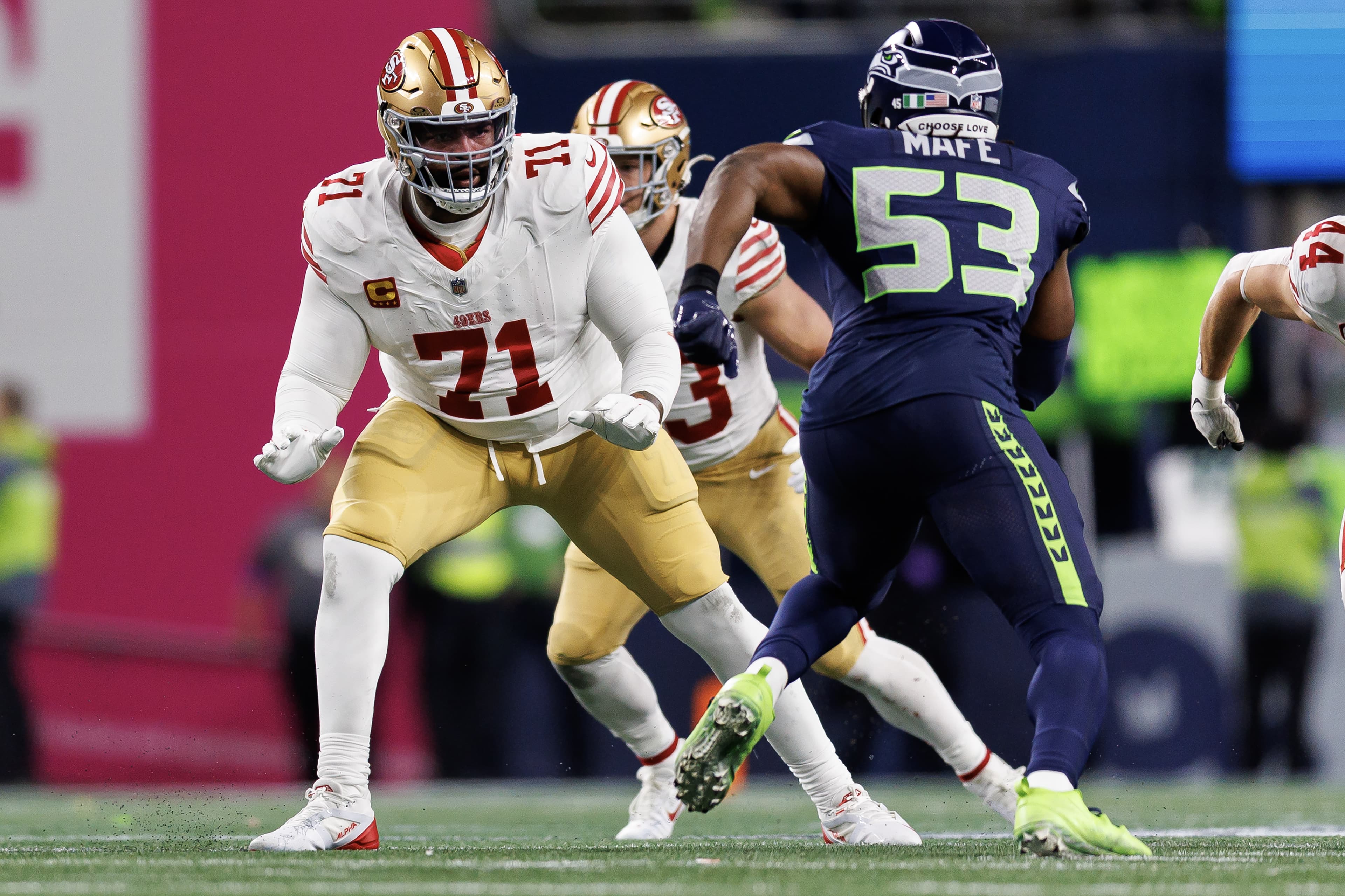 49ers News: What a tremendous week to extend Trent Williams