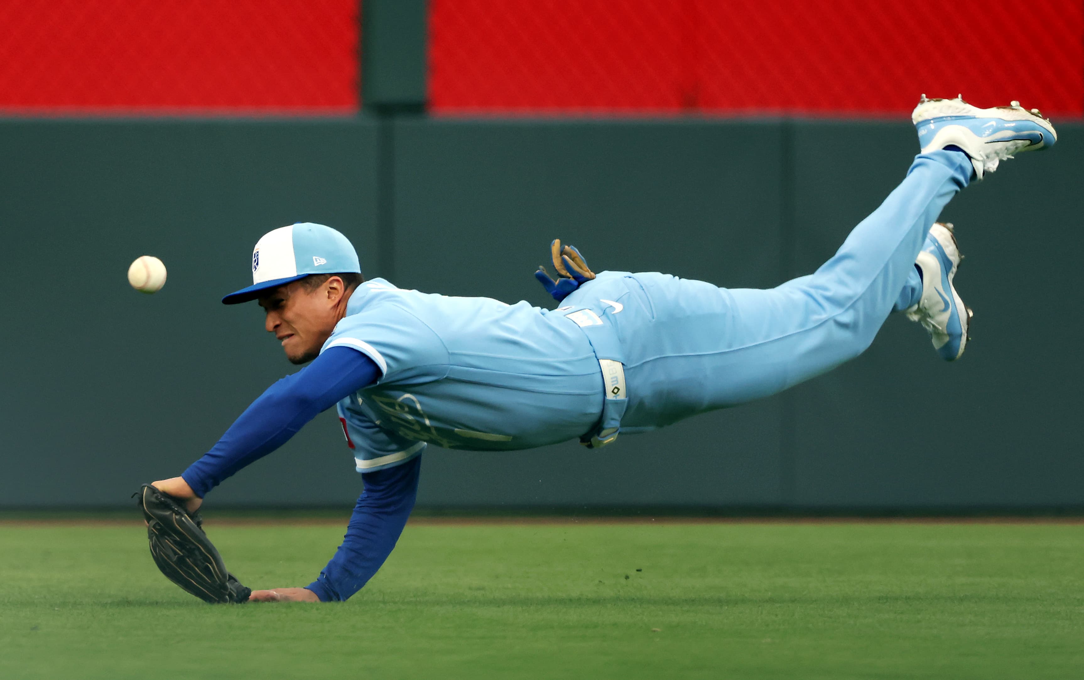 Kansas City Royals news: Two-out rallies doom Royals