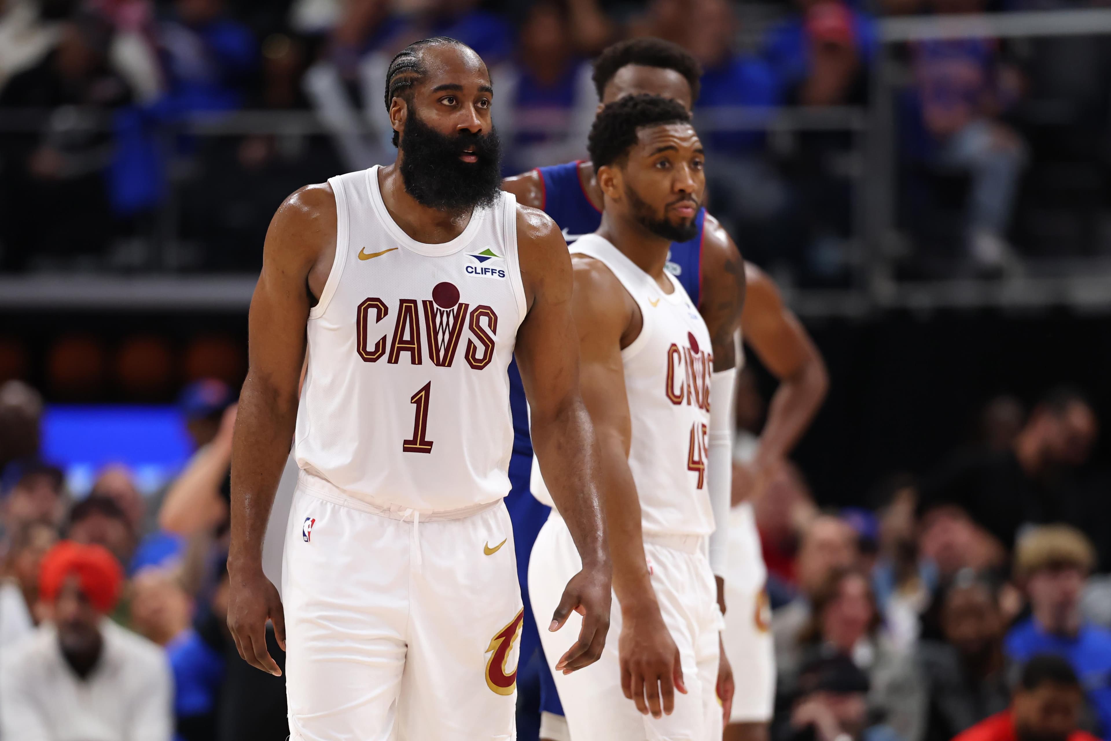 Cavs erase 16-point deficit, rally back for Game 5 win over Pistons