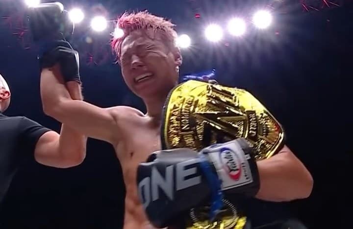 Video: Takeru annihilates Rodtang at ONE Samurai, retires as flyweight kickboxing champ