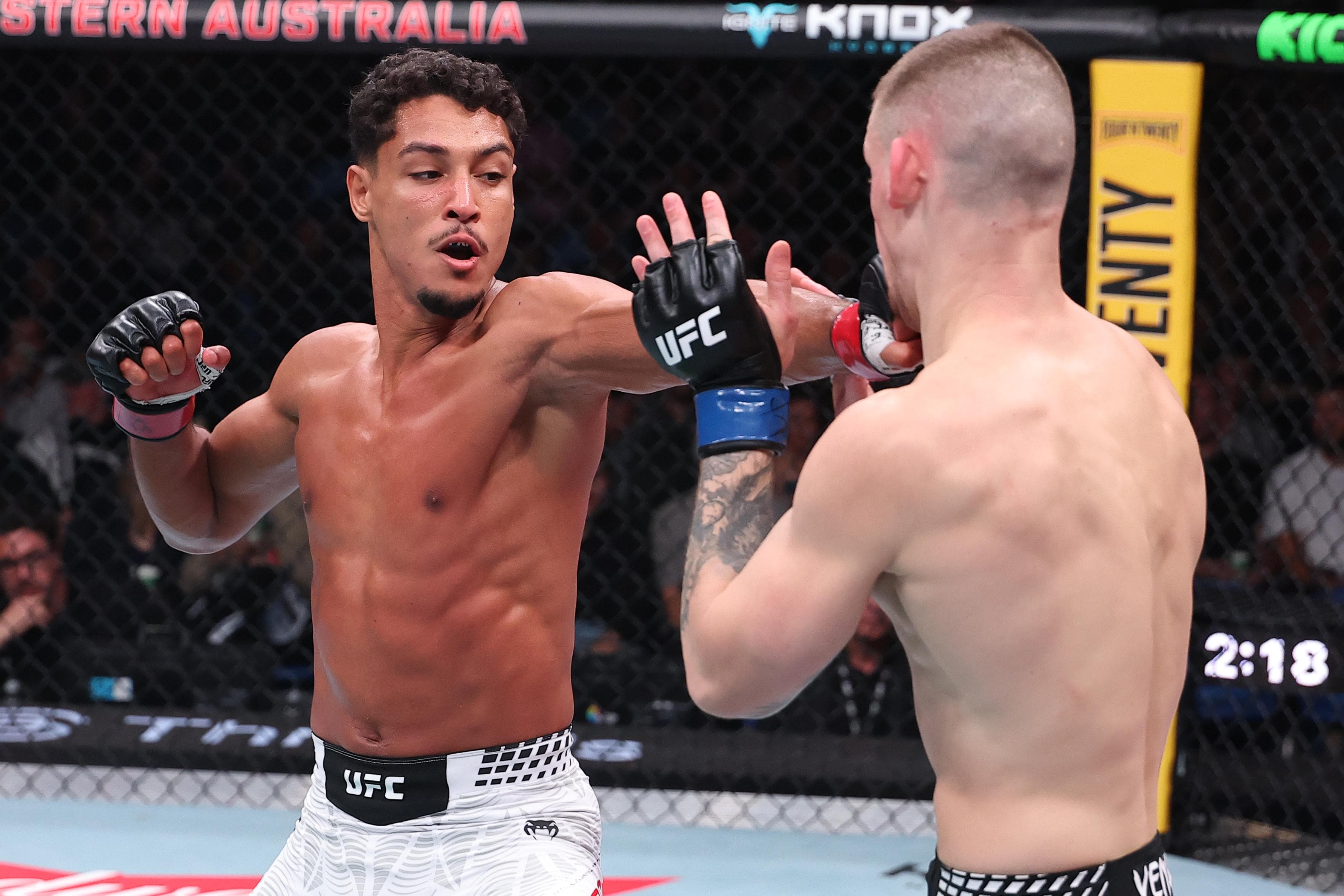 UFC Perth Highlights! ‘Freaky’ Rahiki Shines Again, Batters Short-Notice Newcomer Early