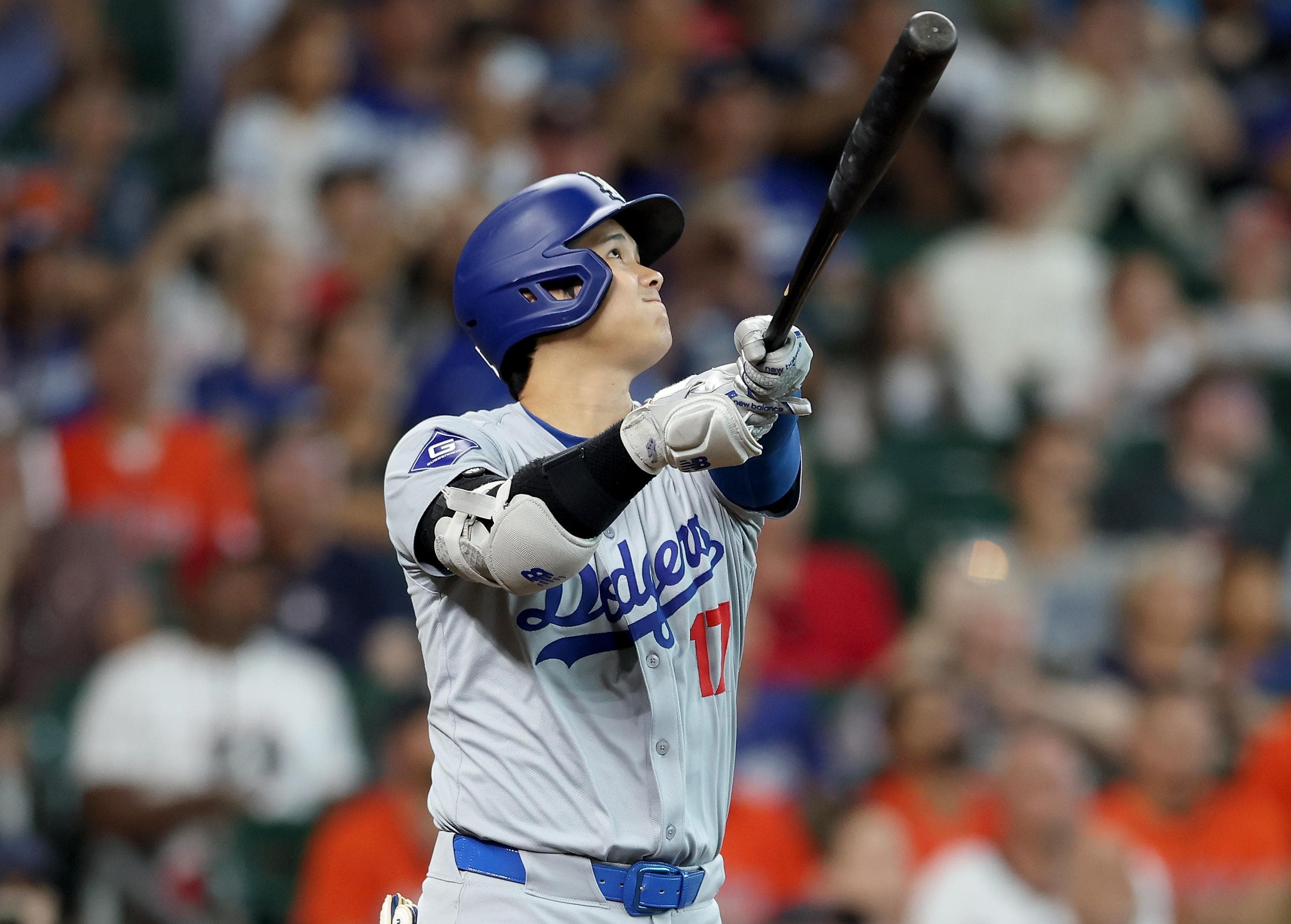 Dodgers offense faces a vulnerable Astros bullpen