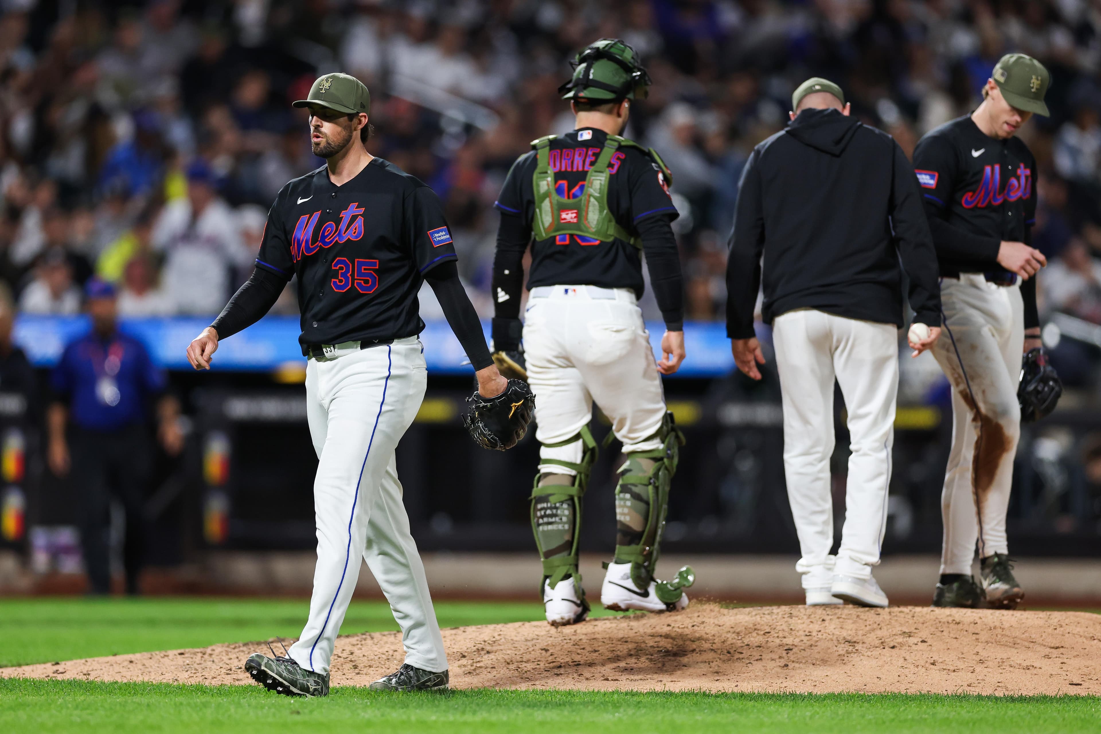 Mets place Clay Holmes on IL, recall Joey Gerber from Triple-A