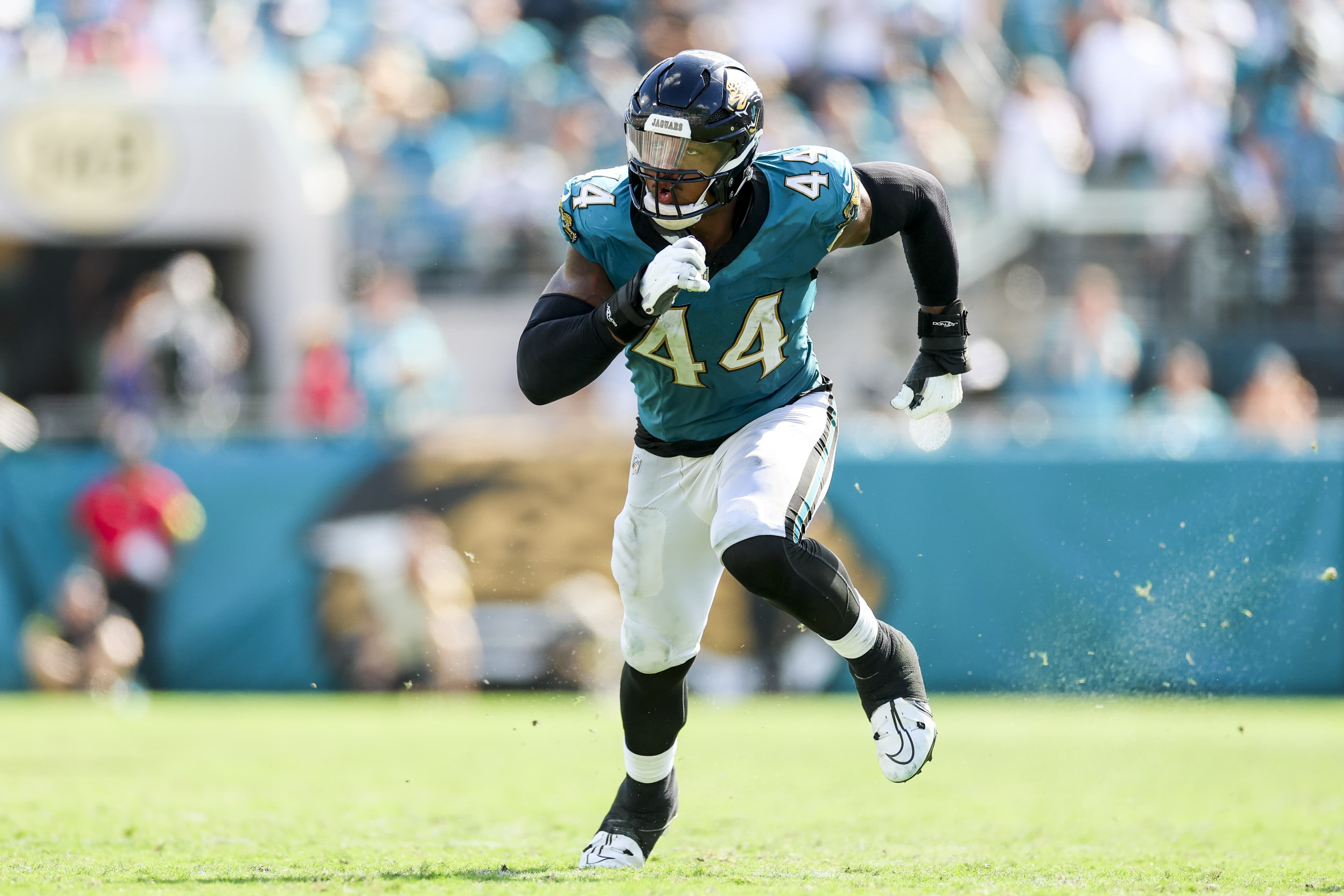 Liam Coen wants Aaron Donald-like ‘habits’ from Travon Walker