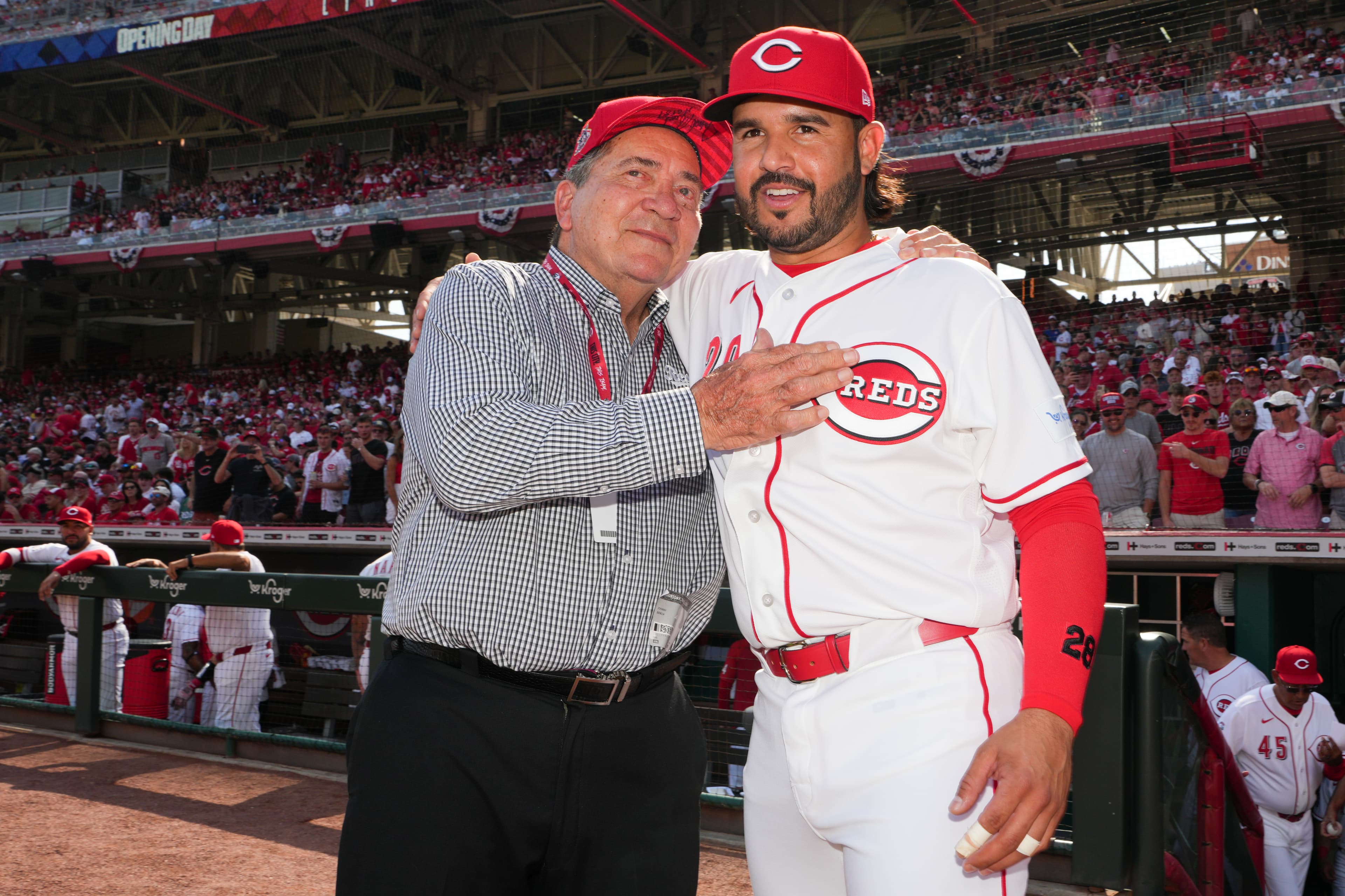 Huge homer from Eugenio Suárez leads Reds past Red Sox