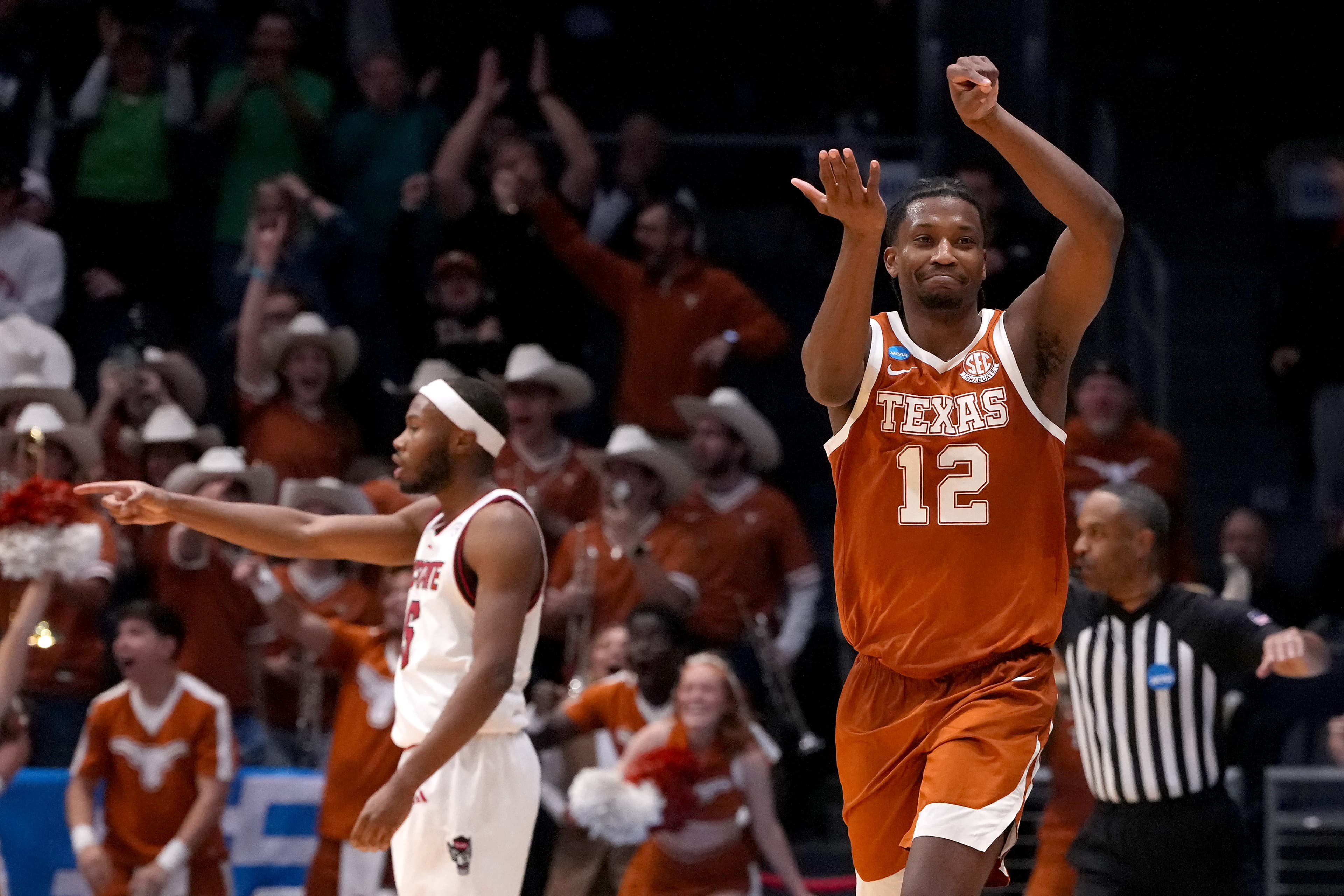 Texas hopes to continue unlikely run against elite Gonzaga team