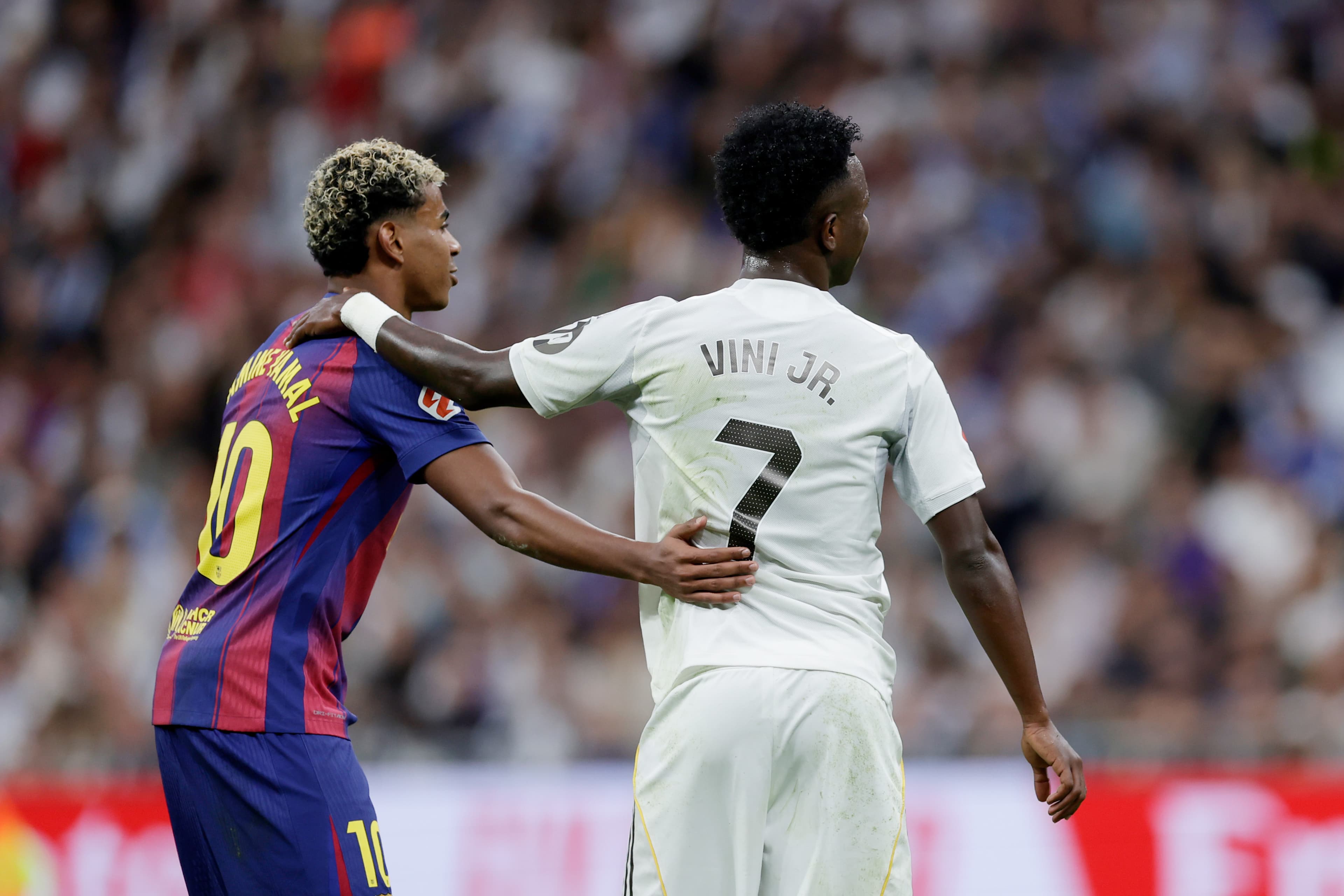 Romario chooses between Lamine Yamal & Vinicius Jr and gives his verdict on Hansi Flick’s Barcelona